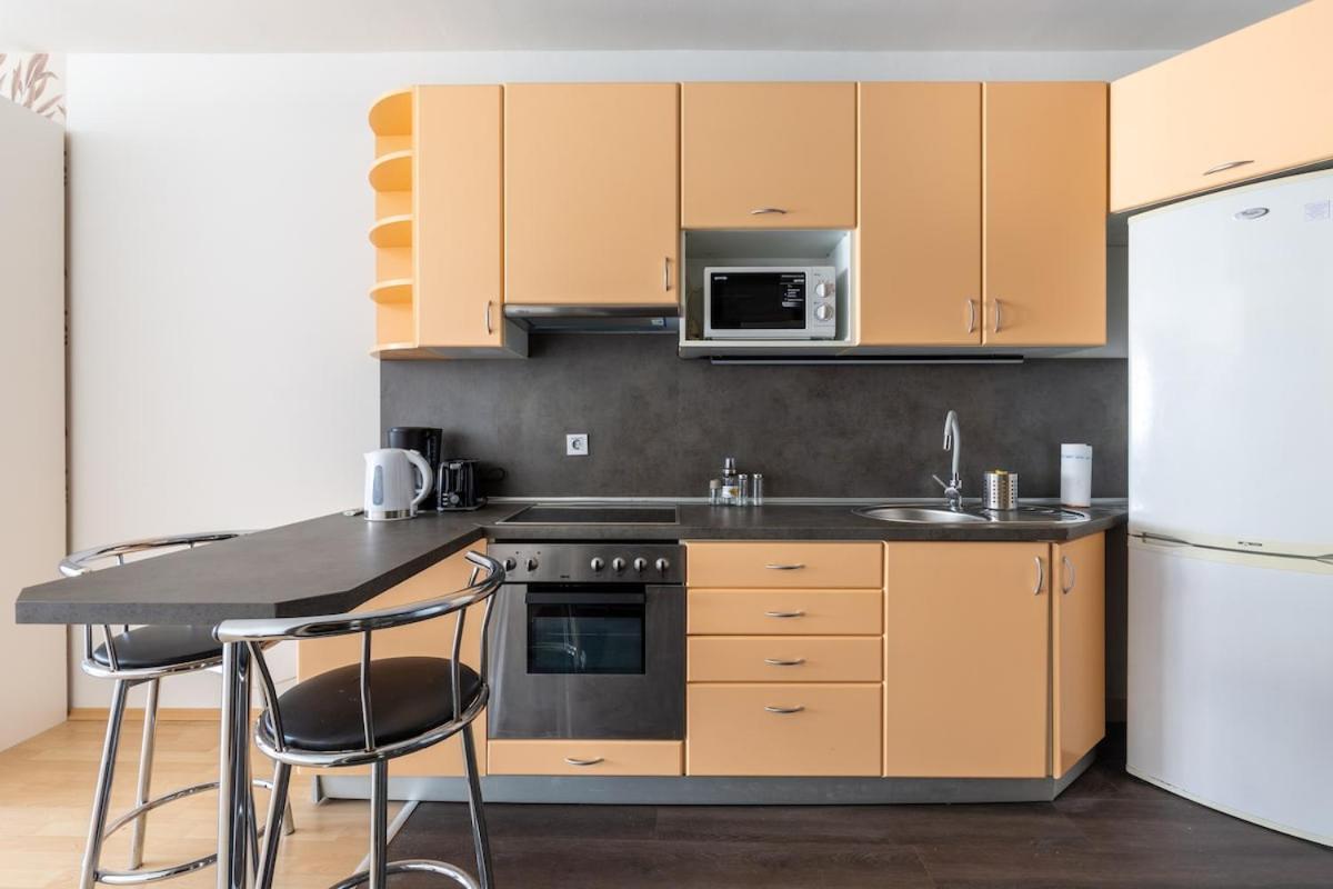 Apartmán Fut26 Peaceful, Stylish Behind Corvin Plaza
