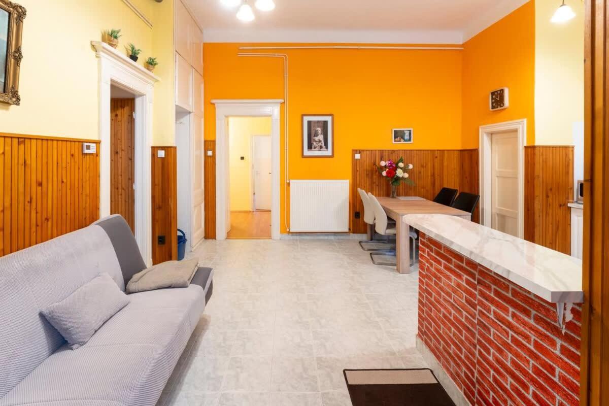 Cozy Bajcsy 31 Appartamento Budapest