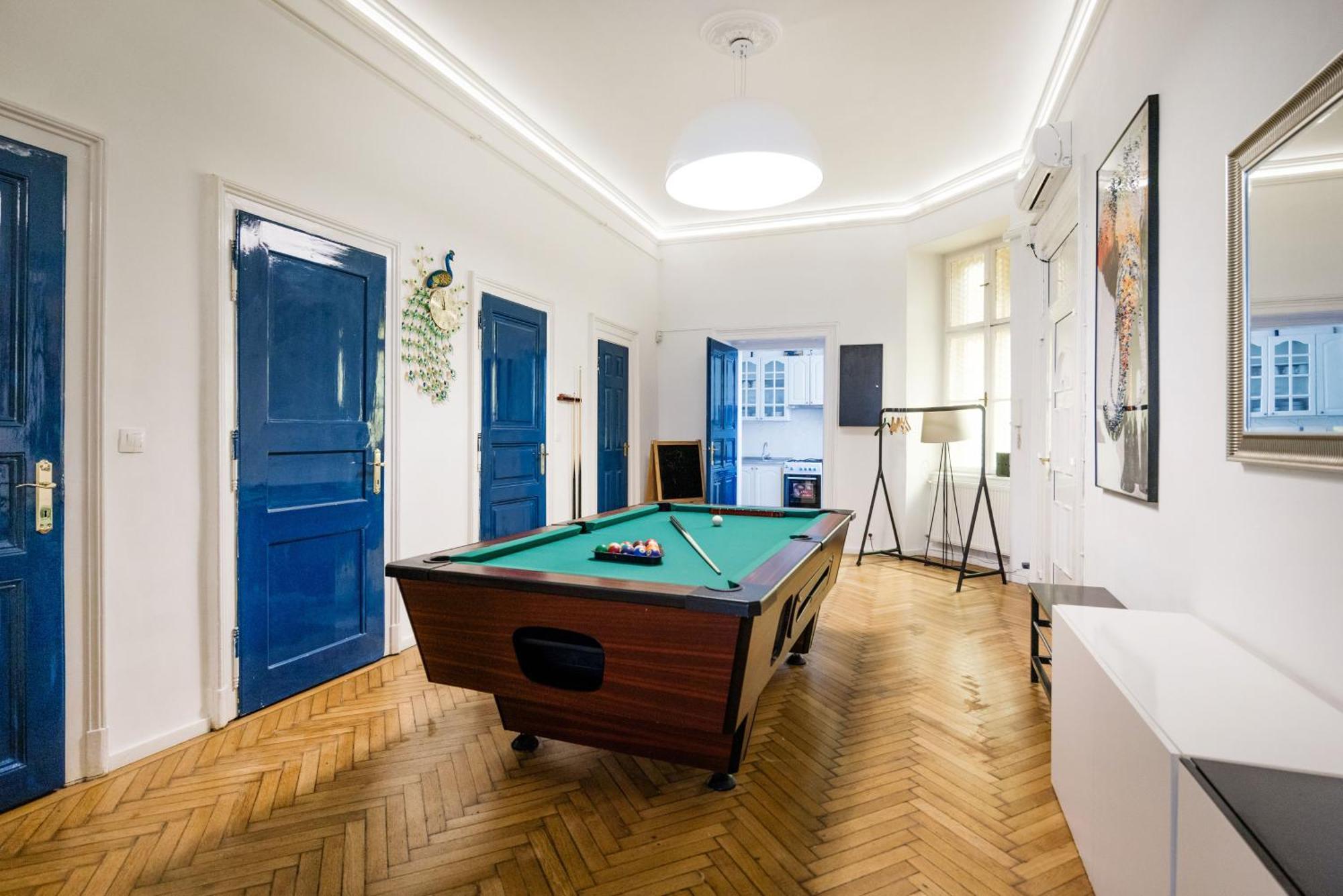 Bright & Grand With 4 Bedrooms By New York Cafe Appartamento *