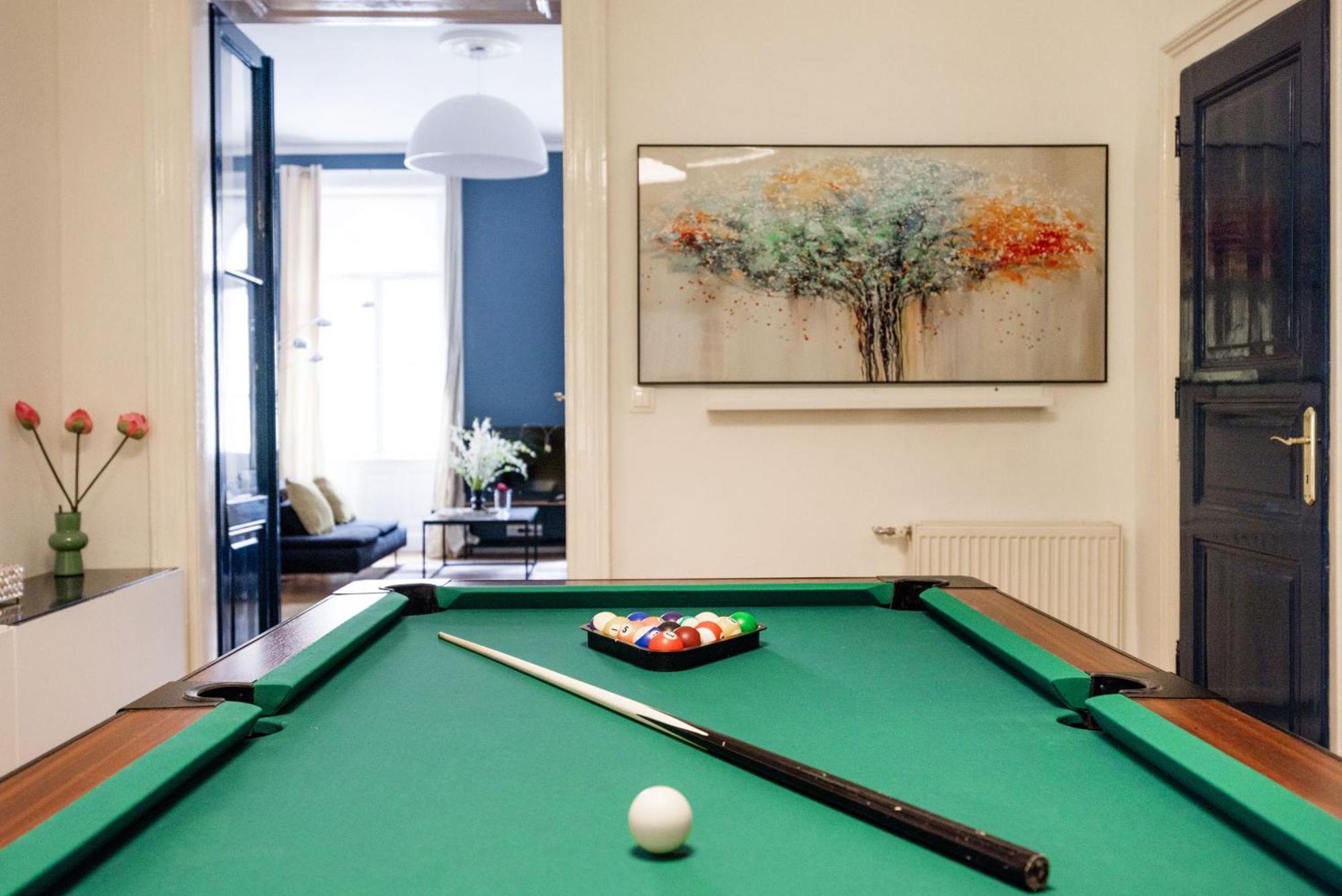 Bright & Grand With 4 Bedrooms By New York Cafe Appartamento Budapest