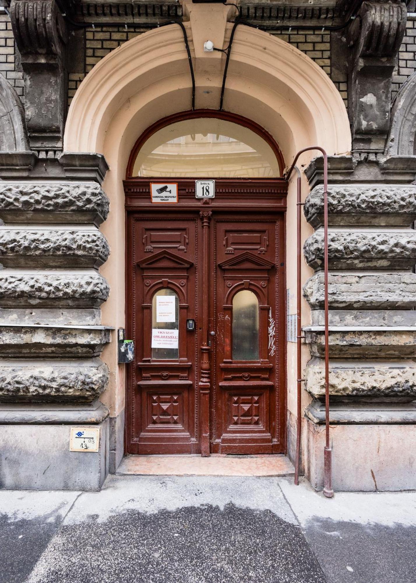 Appartamento Bright & Grand With 4 Bedrooms By New York Cafe