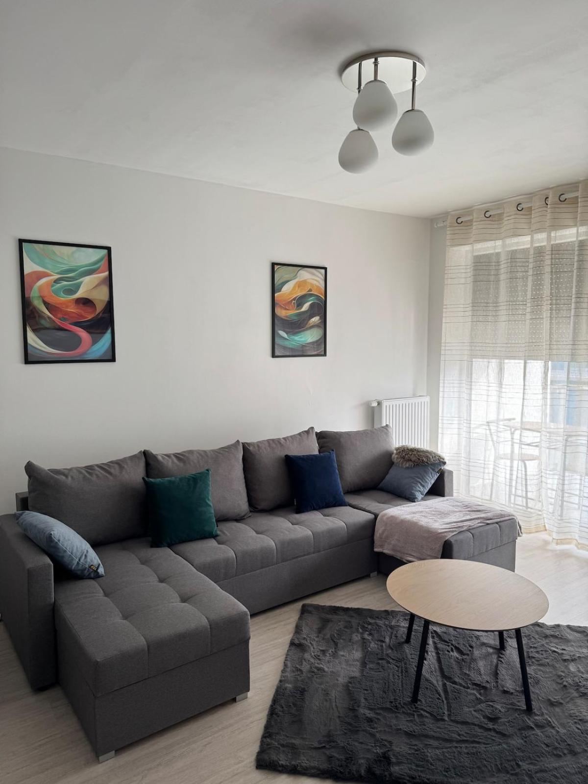 Elite Skyview Escape -bright, Modern, Free Parking Appartamento