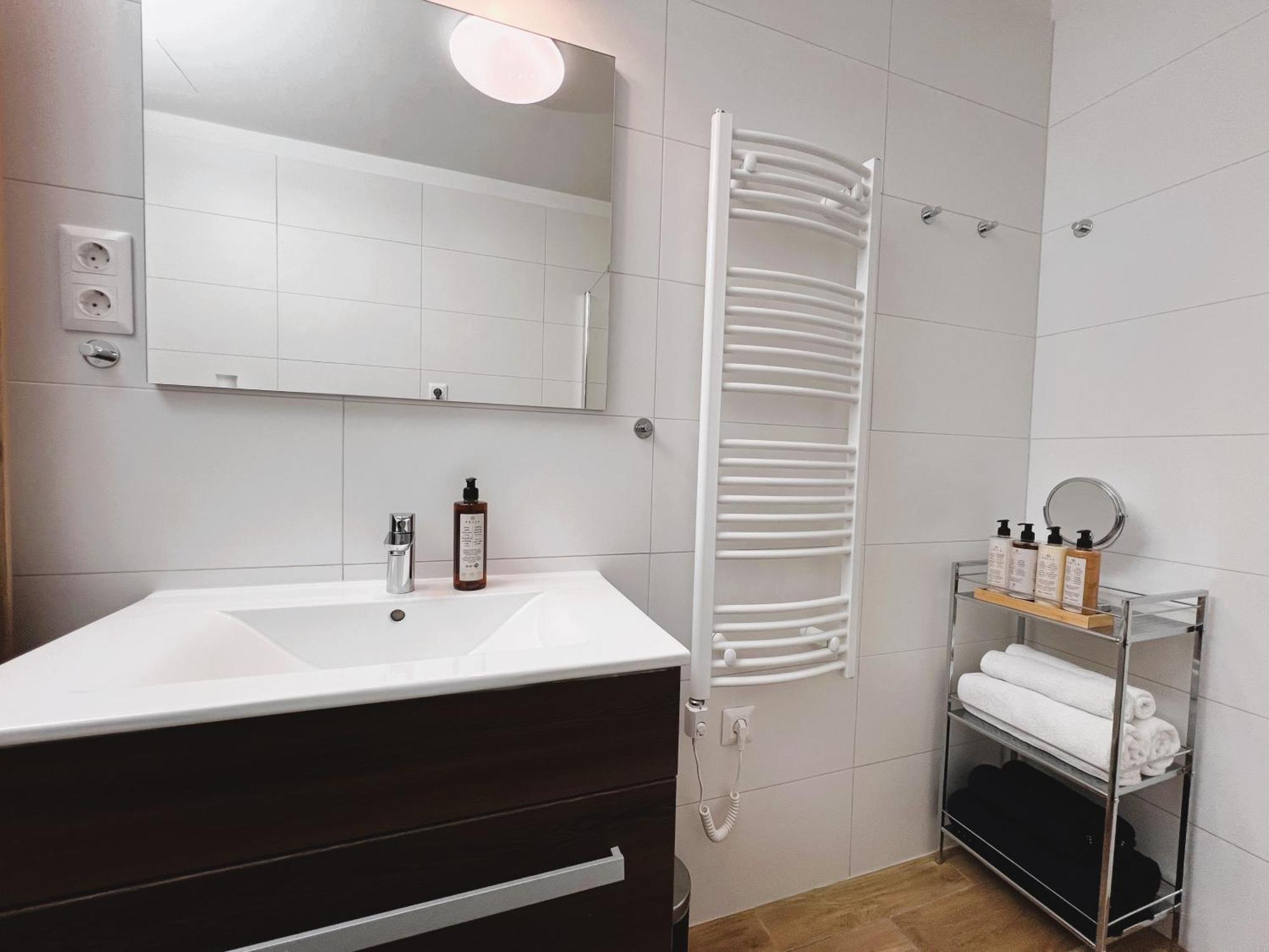 Apartment Luxe Studio With City Center Vibe Budapest
