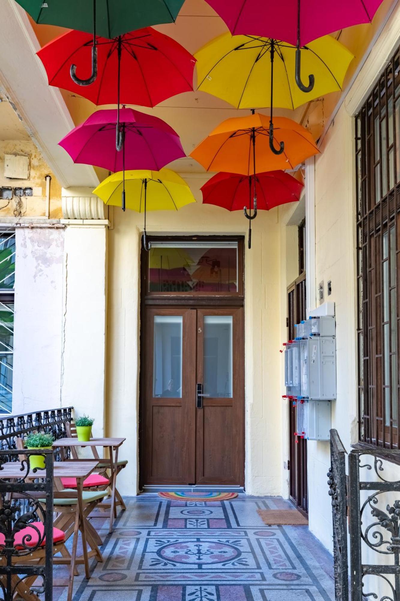 Apartment Holidays Courtyard *