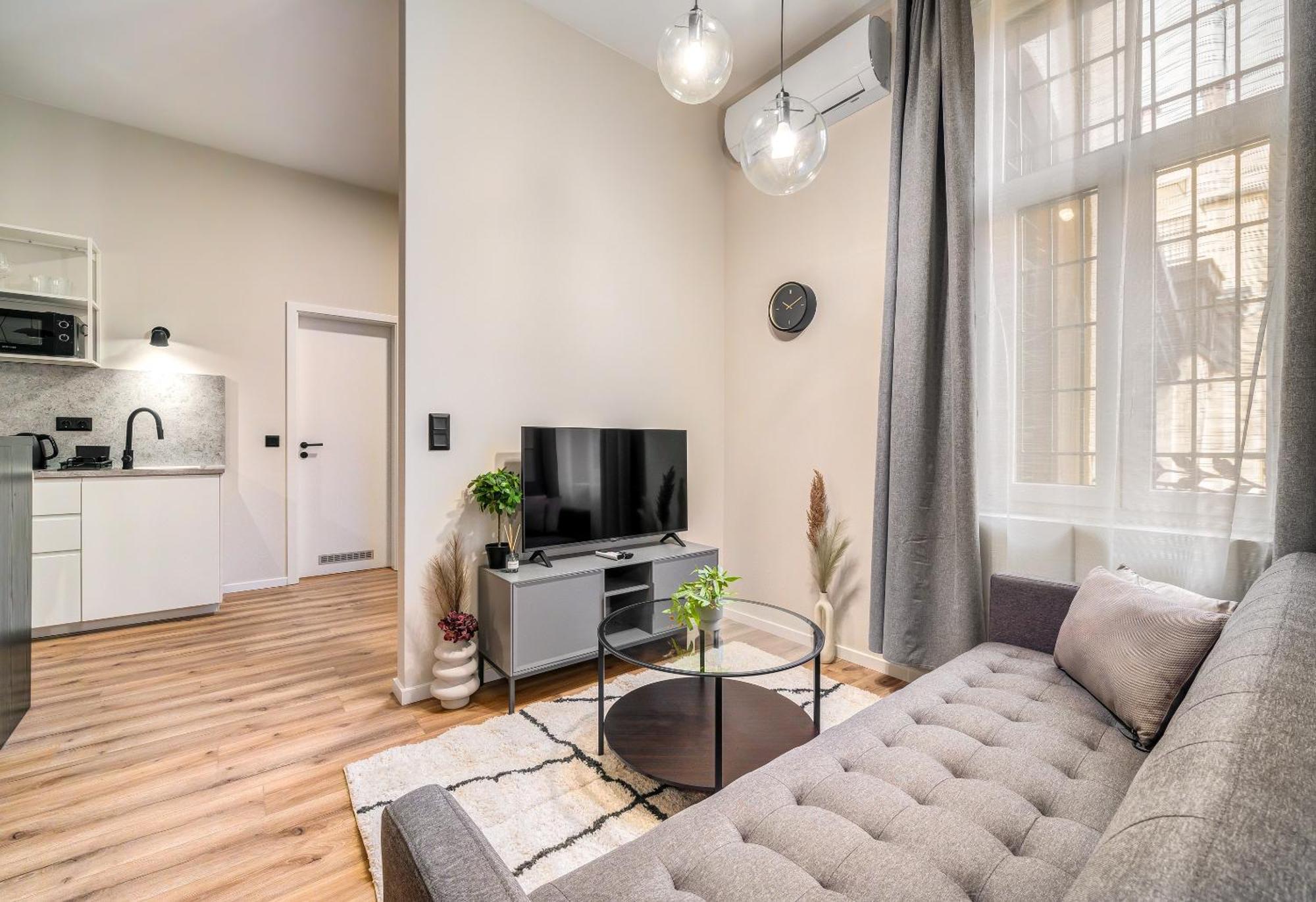 Time Out - R30 Apartamento Budapest
