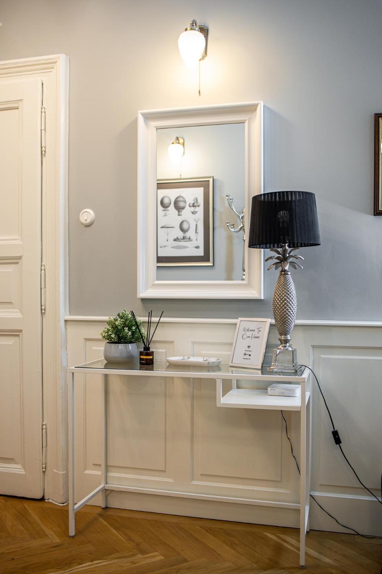 Spacious Victorian By Grand Boulevard Apartmán Budapest