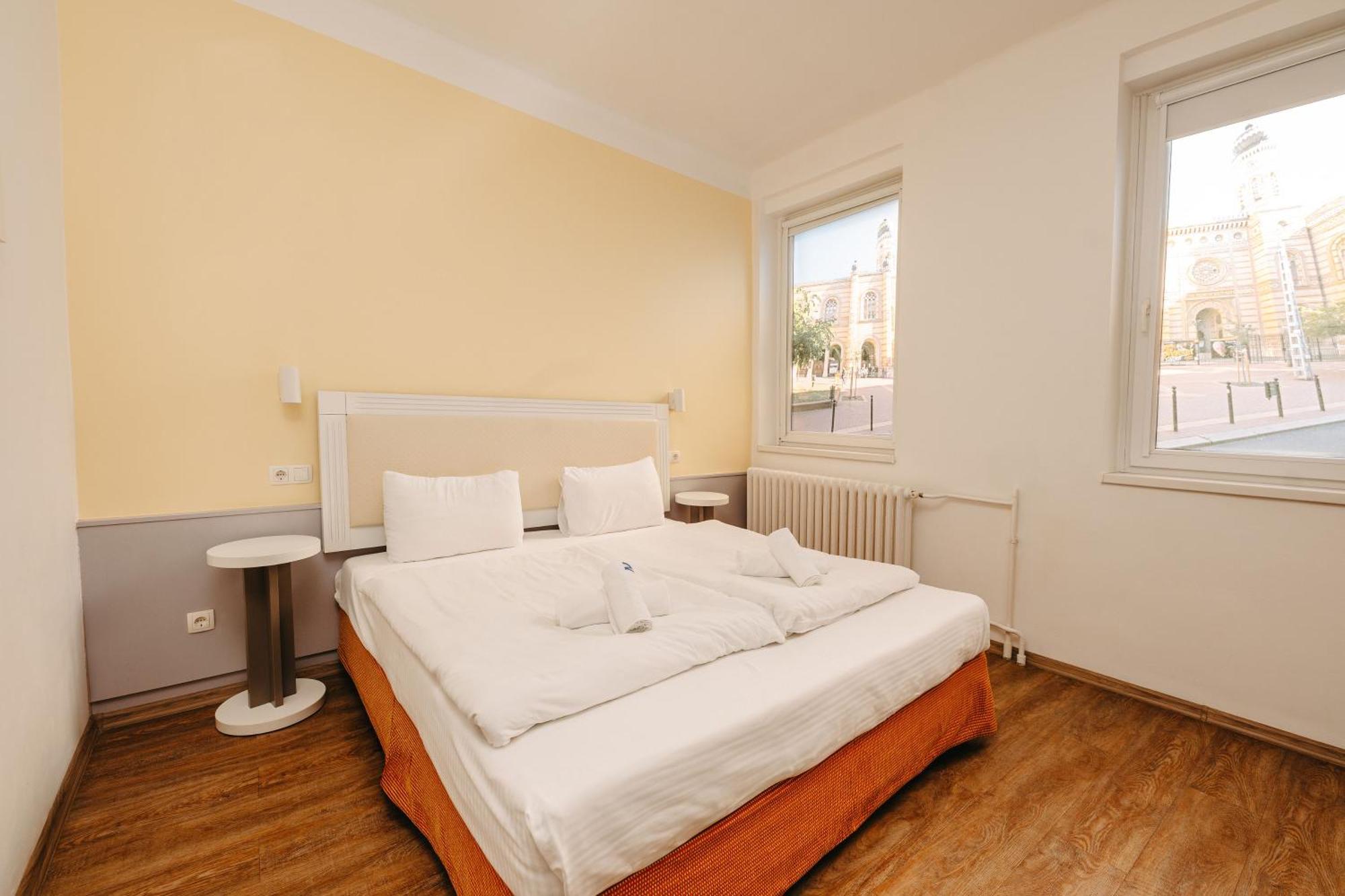 Metro 3* Budapest