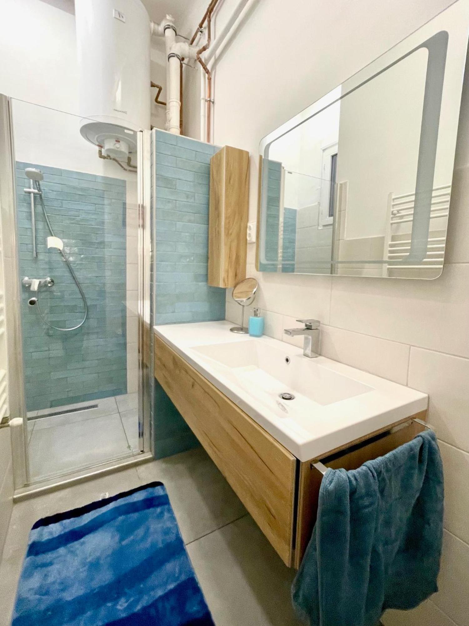 Acacia Budapest