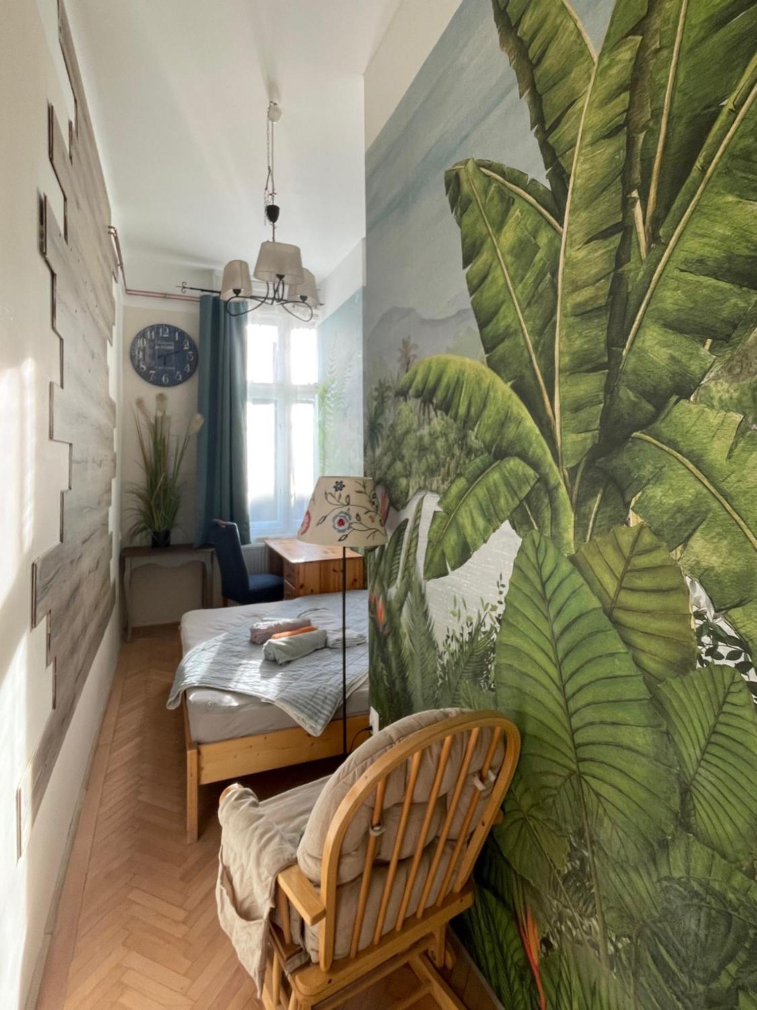 Acacia * Budapest