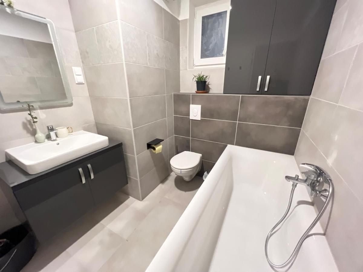 Apartmán Danube 3 Beds With Big Balcony Parking 10euro A Day Budapest