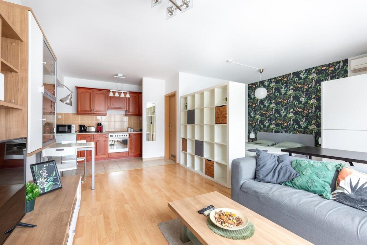 Er14 Erkel Utca 14 A - Lovely With Terrace Appartamento