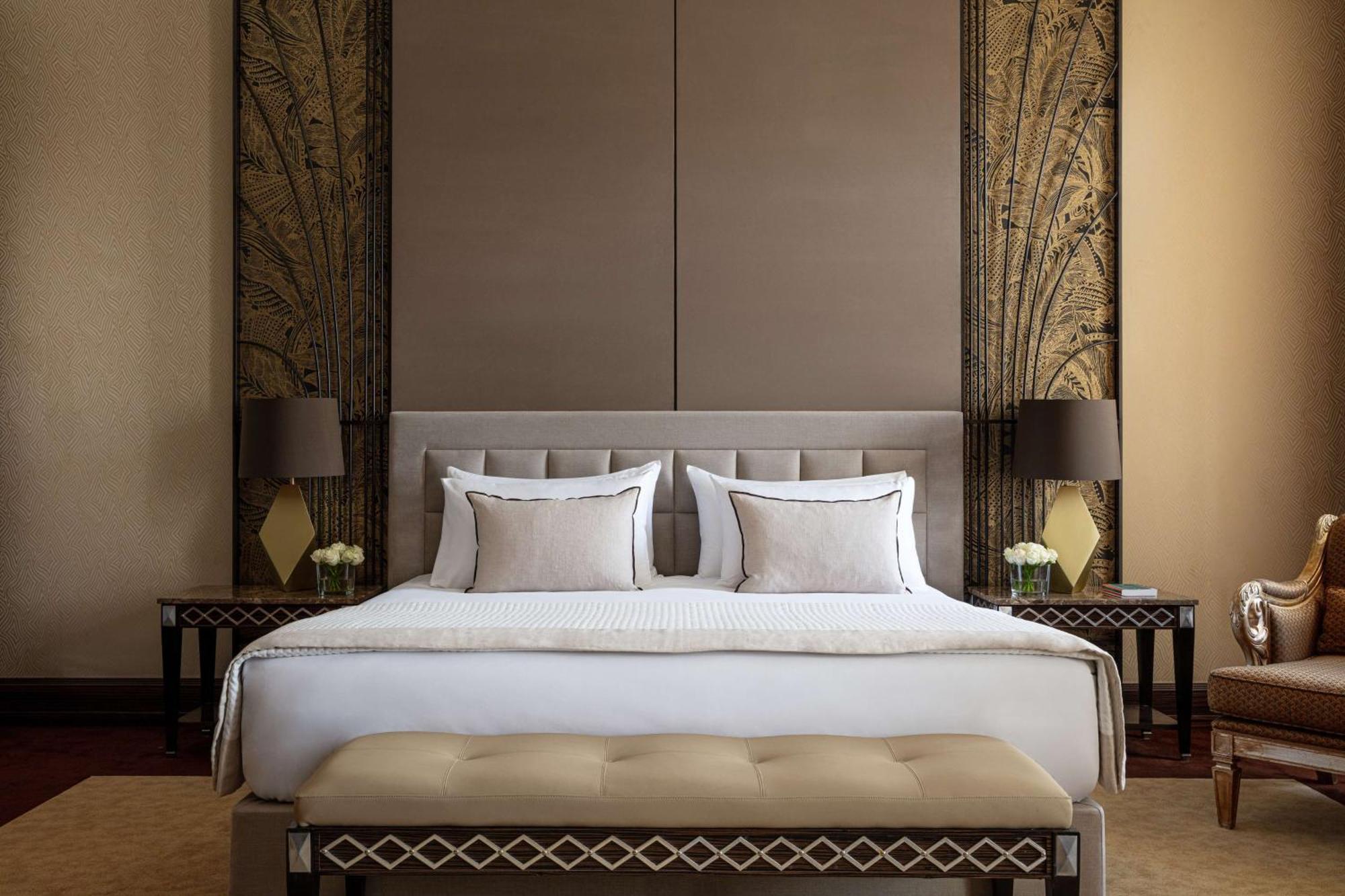 Anantara New York Palace Szálloda 5*