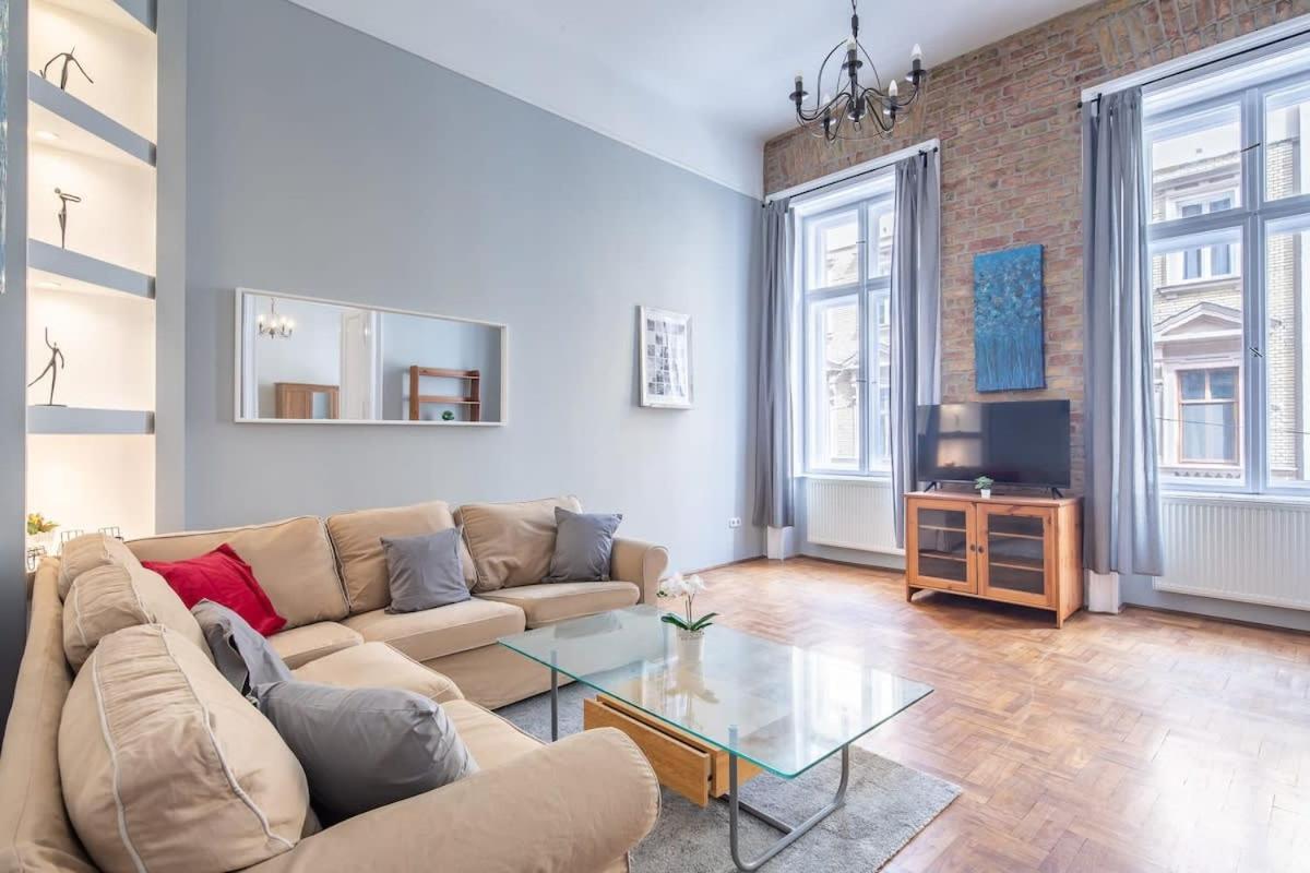 Appartamento Sleek Warm Design Retreat Budapest