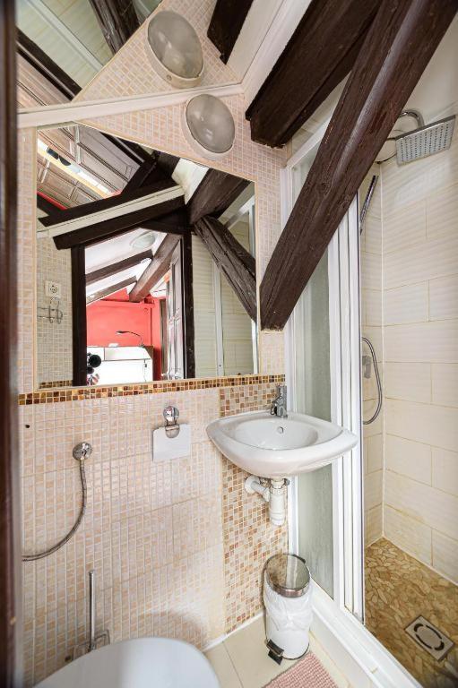Gul Baba Saray Apartamento Budapest
