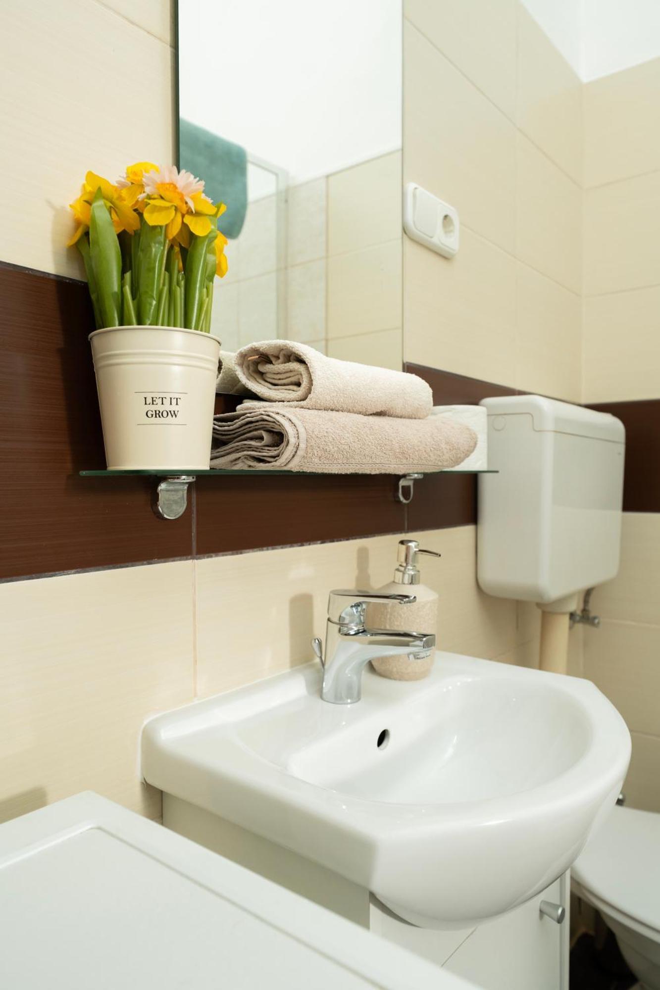 Bakats Square Premium With Ac Apartman Budapest