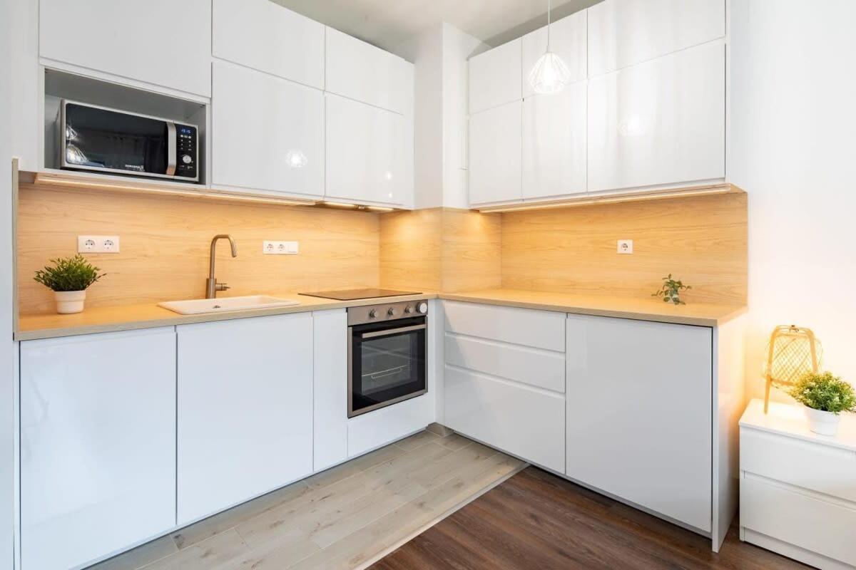 - New With Balcony - Comfy Budapest