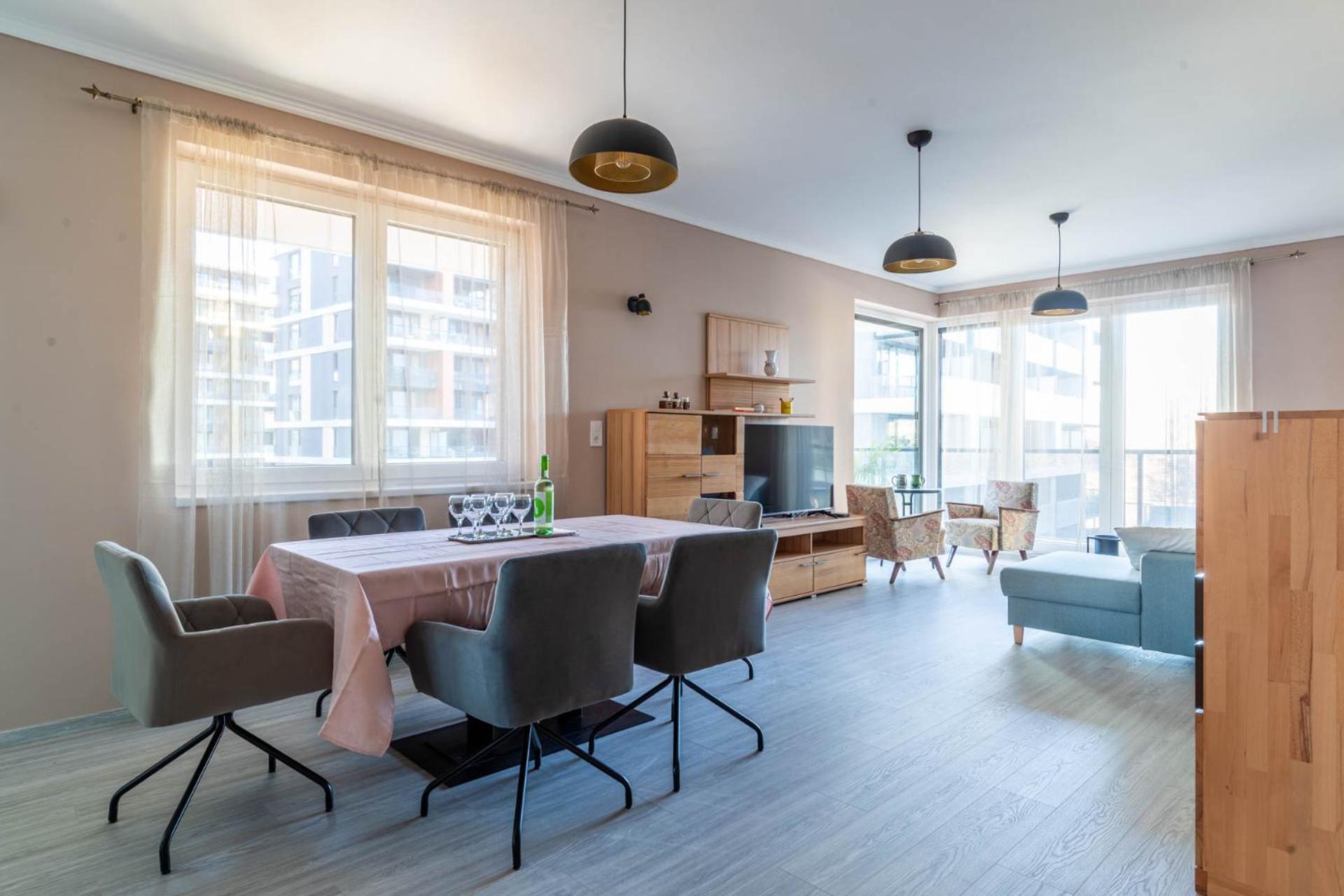 Luxurious Bob With Private Parking Budapest