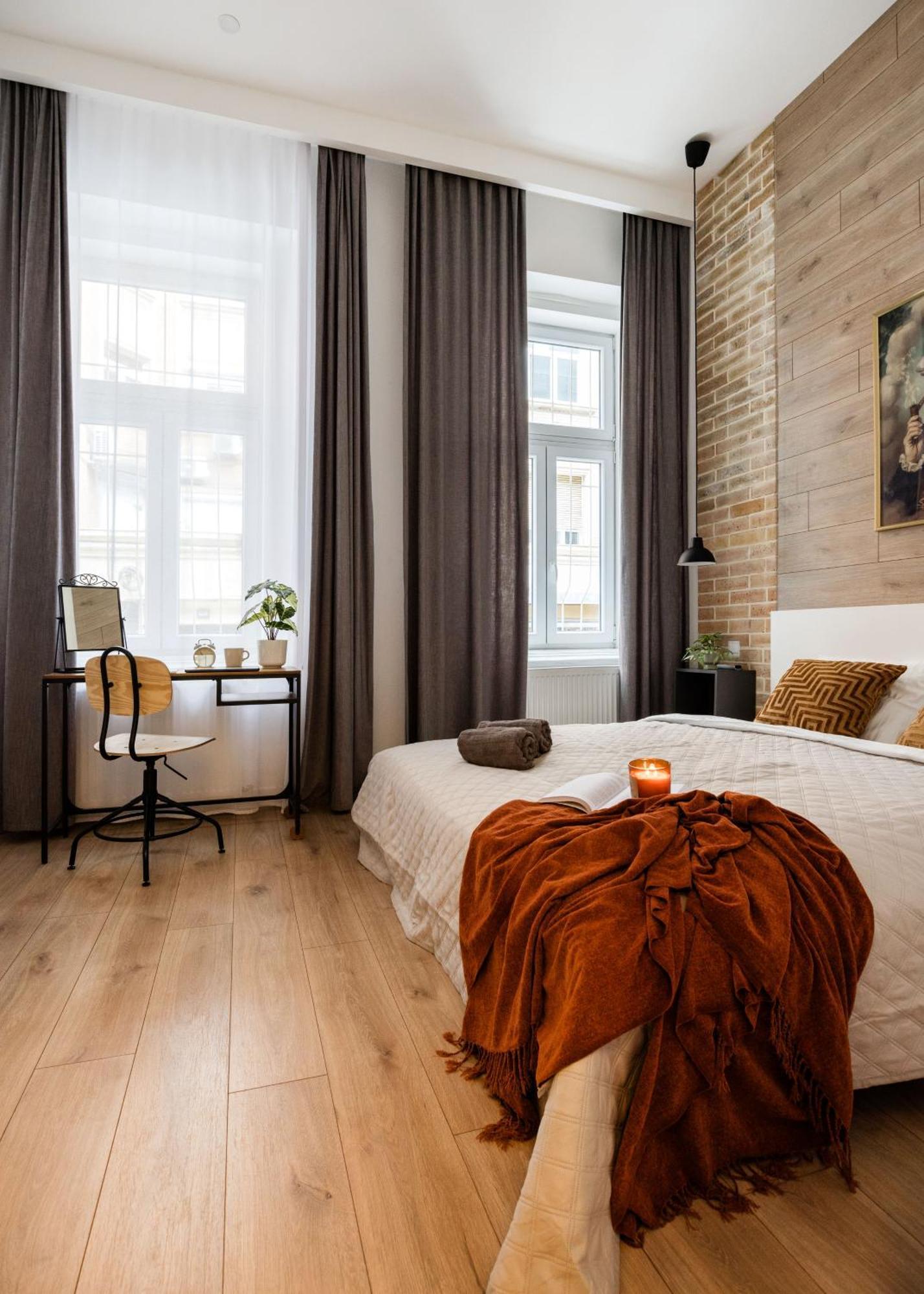 Chic Urban Retreat- Near Opera & Basilica Apartamento