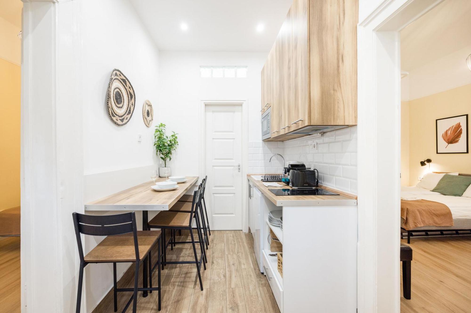 Perfectly Compact - Two Bedrooms With Ac & Parking Appartamento Budapest