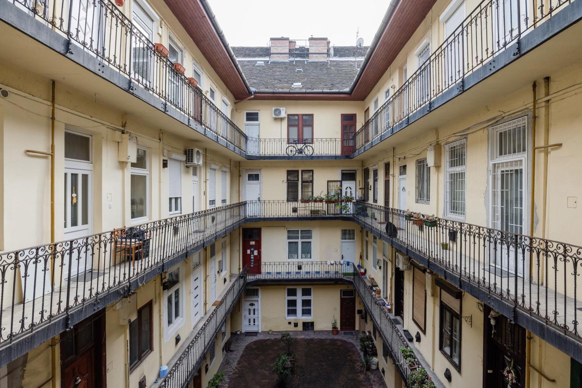 Perfectly Compact - Two Bedrooms With Ac & Parking Appartamento *