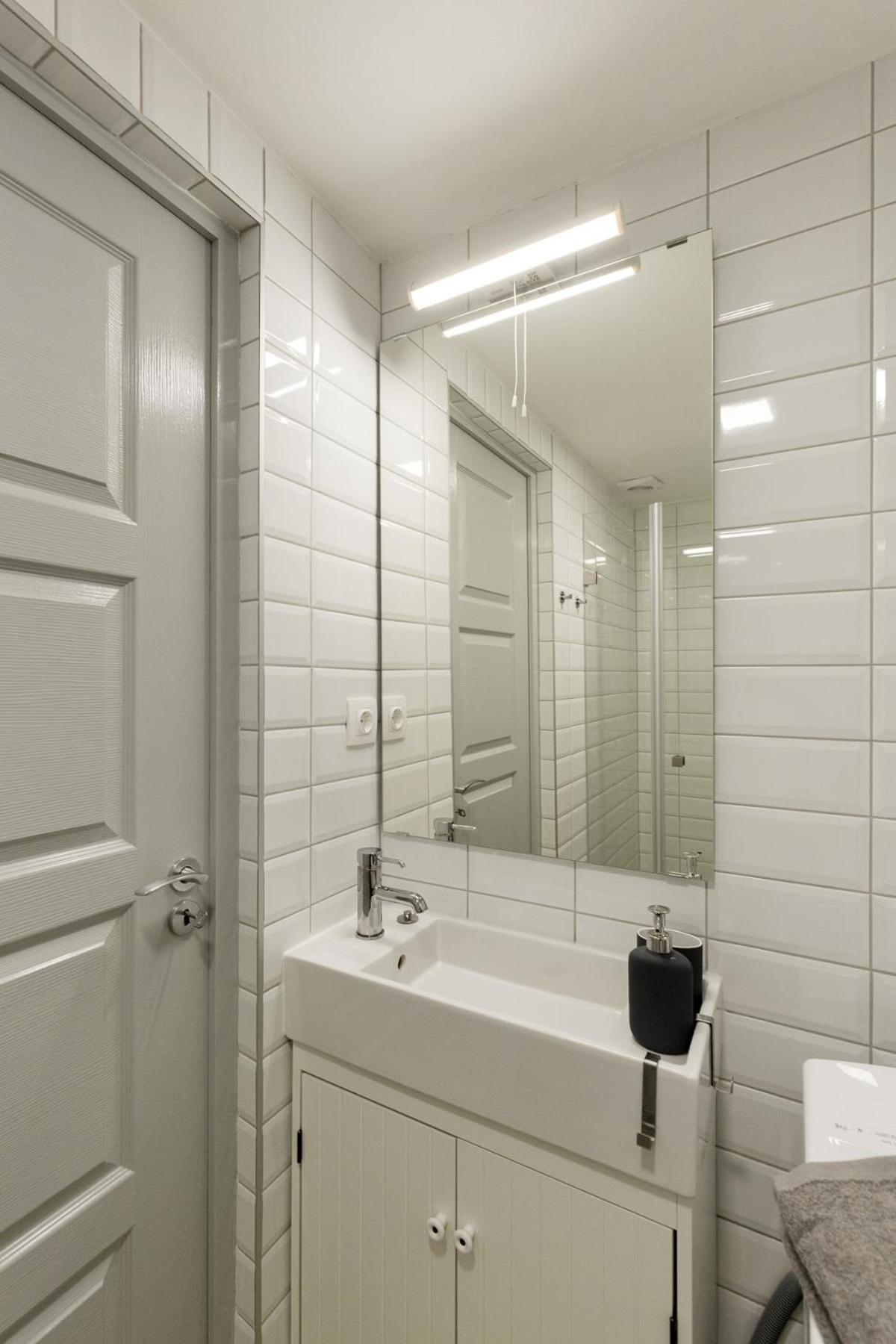 Cobblestone Quarters With A Wave Of Colour Apartament Budapeszt