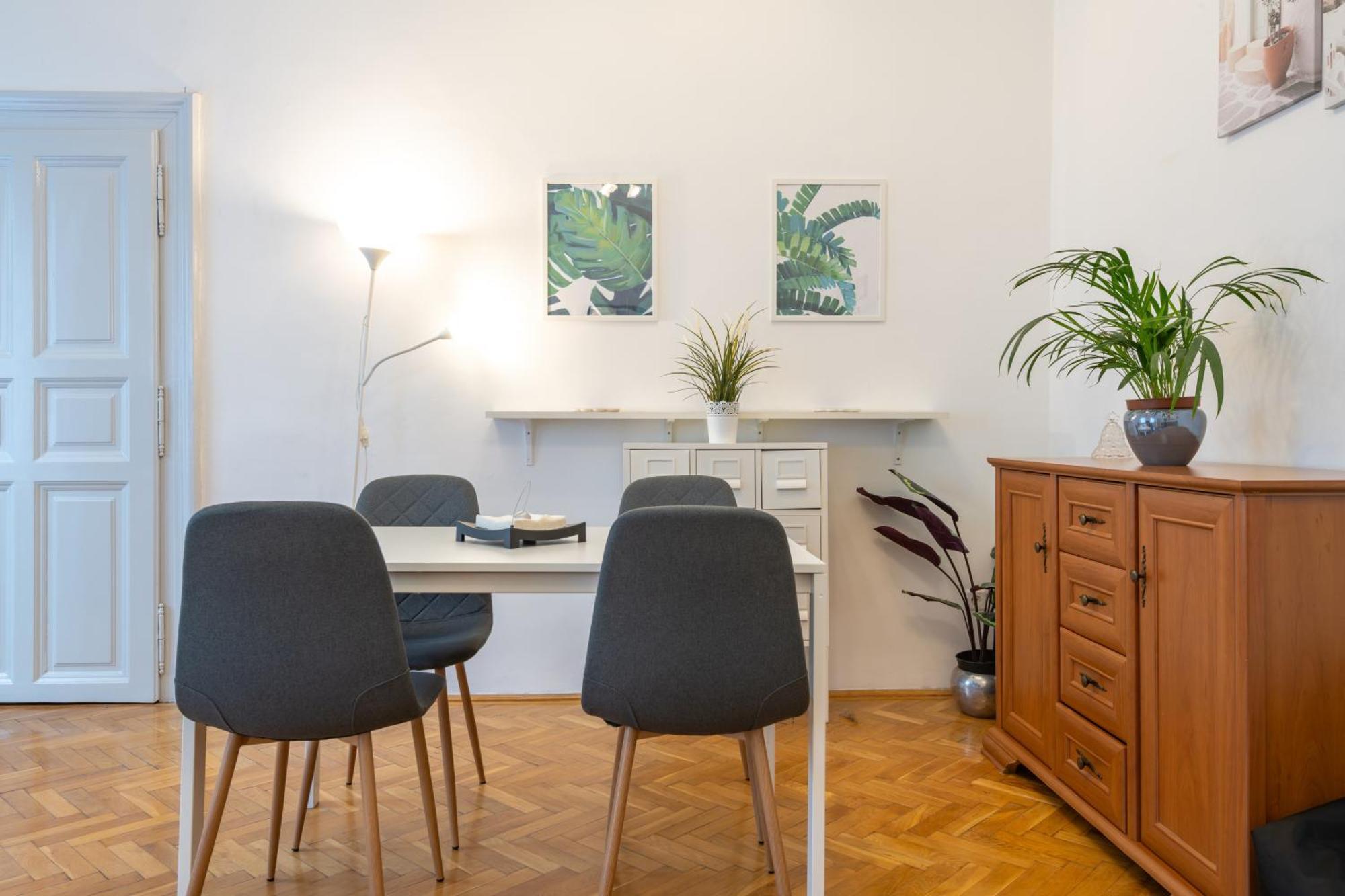 Walnut Tree Appartamento Budapest