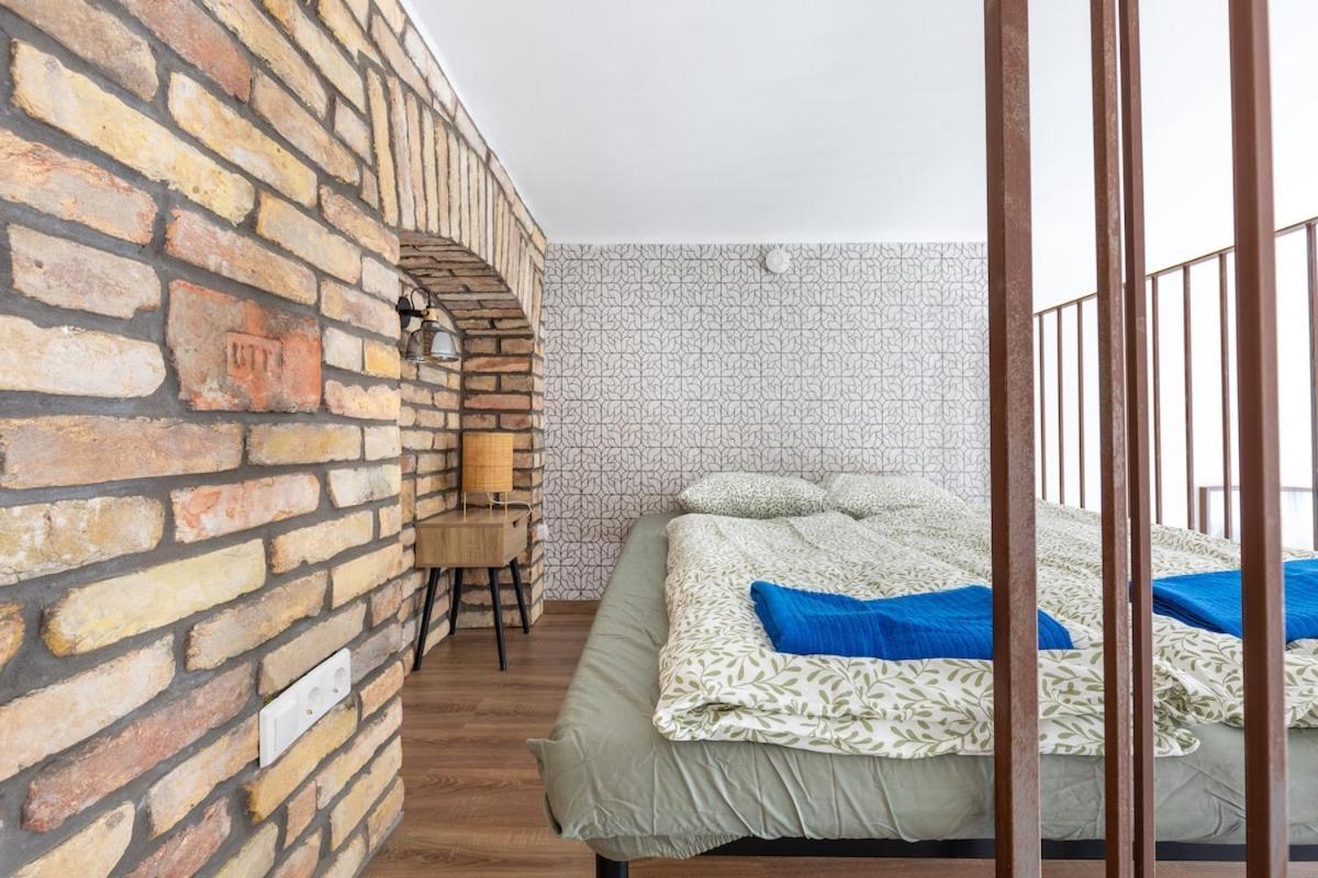 Designer Studio Apt 2 * Budapest