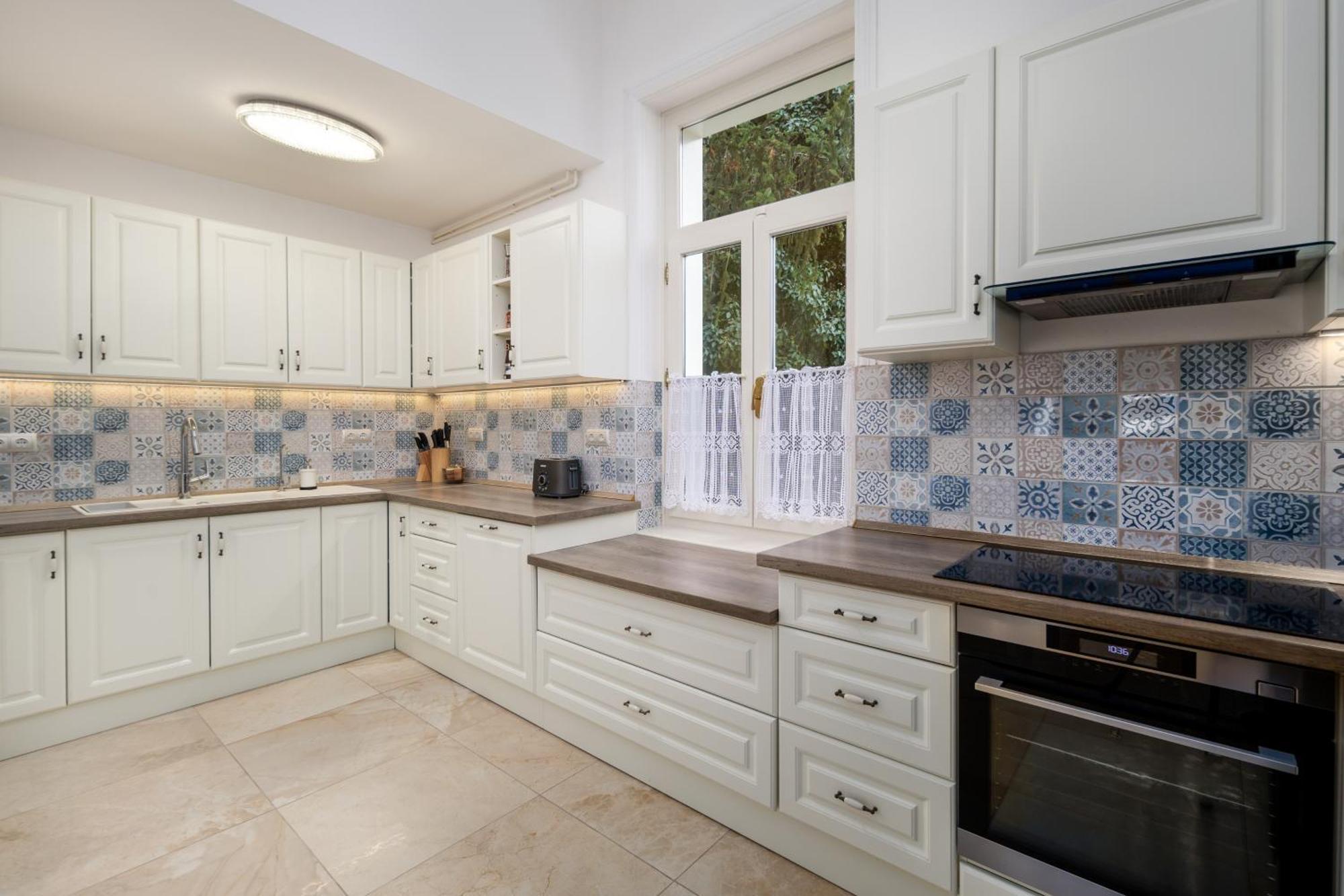 Villa Uhu 750 M2 -