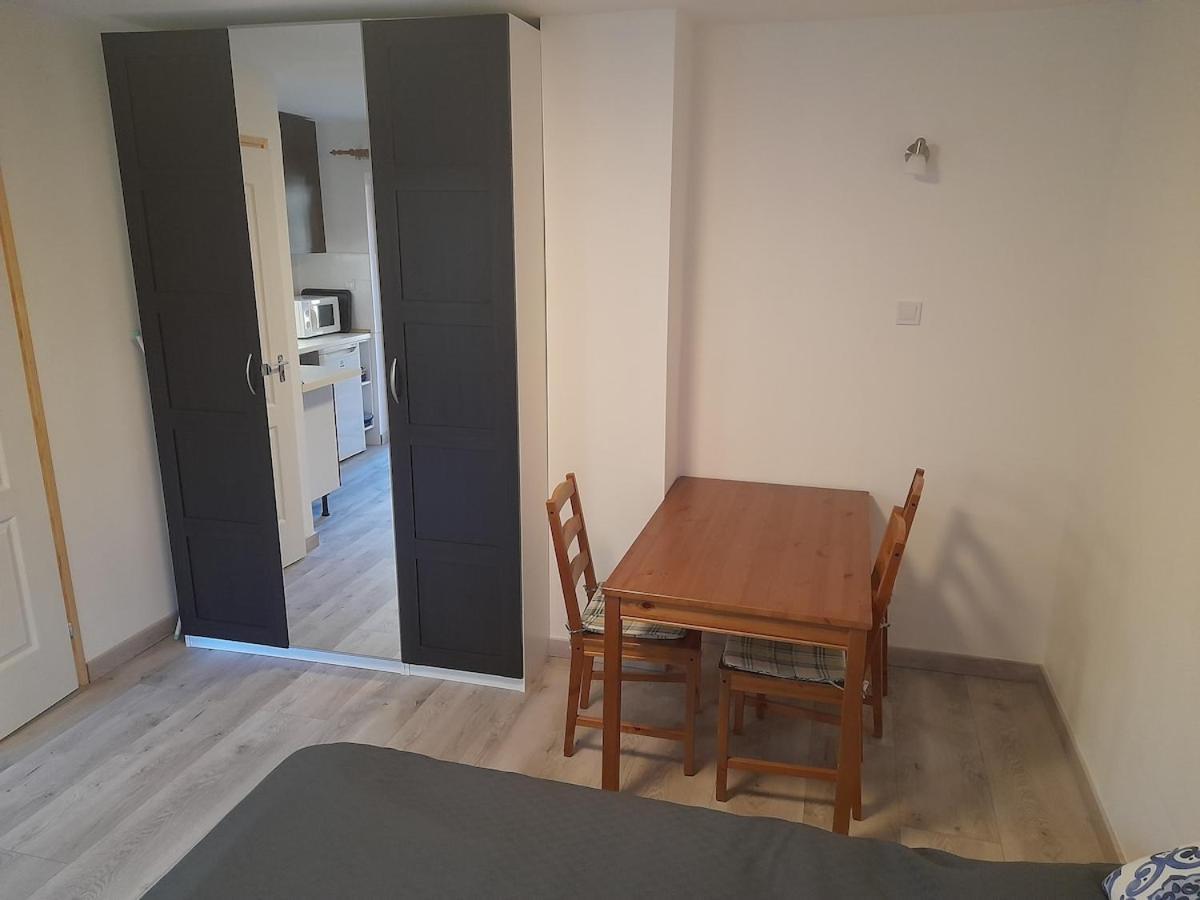 Ujkishaz - Apartamento Budapest