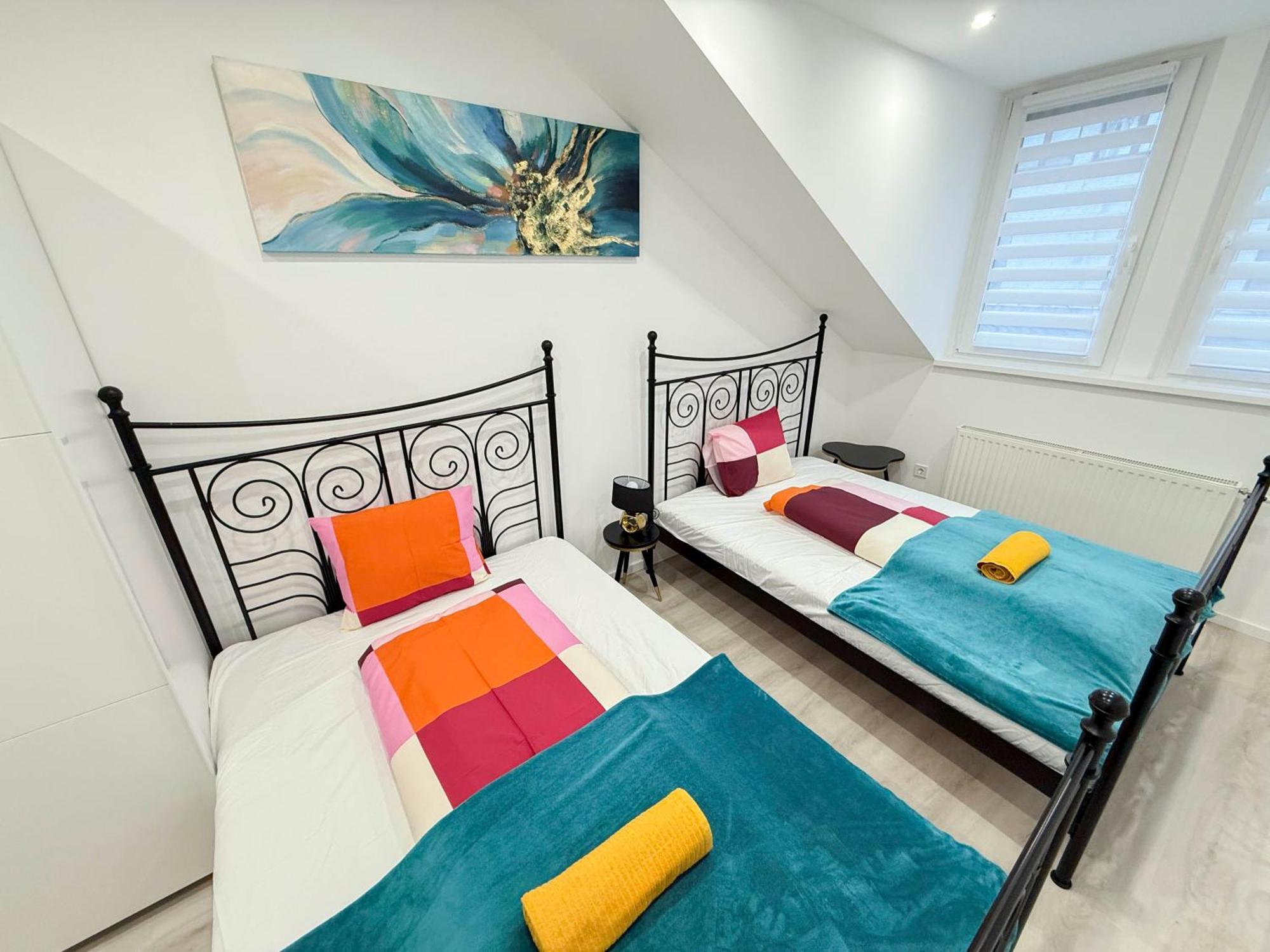 N33 Spacious Luxury 3br Apartament