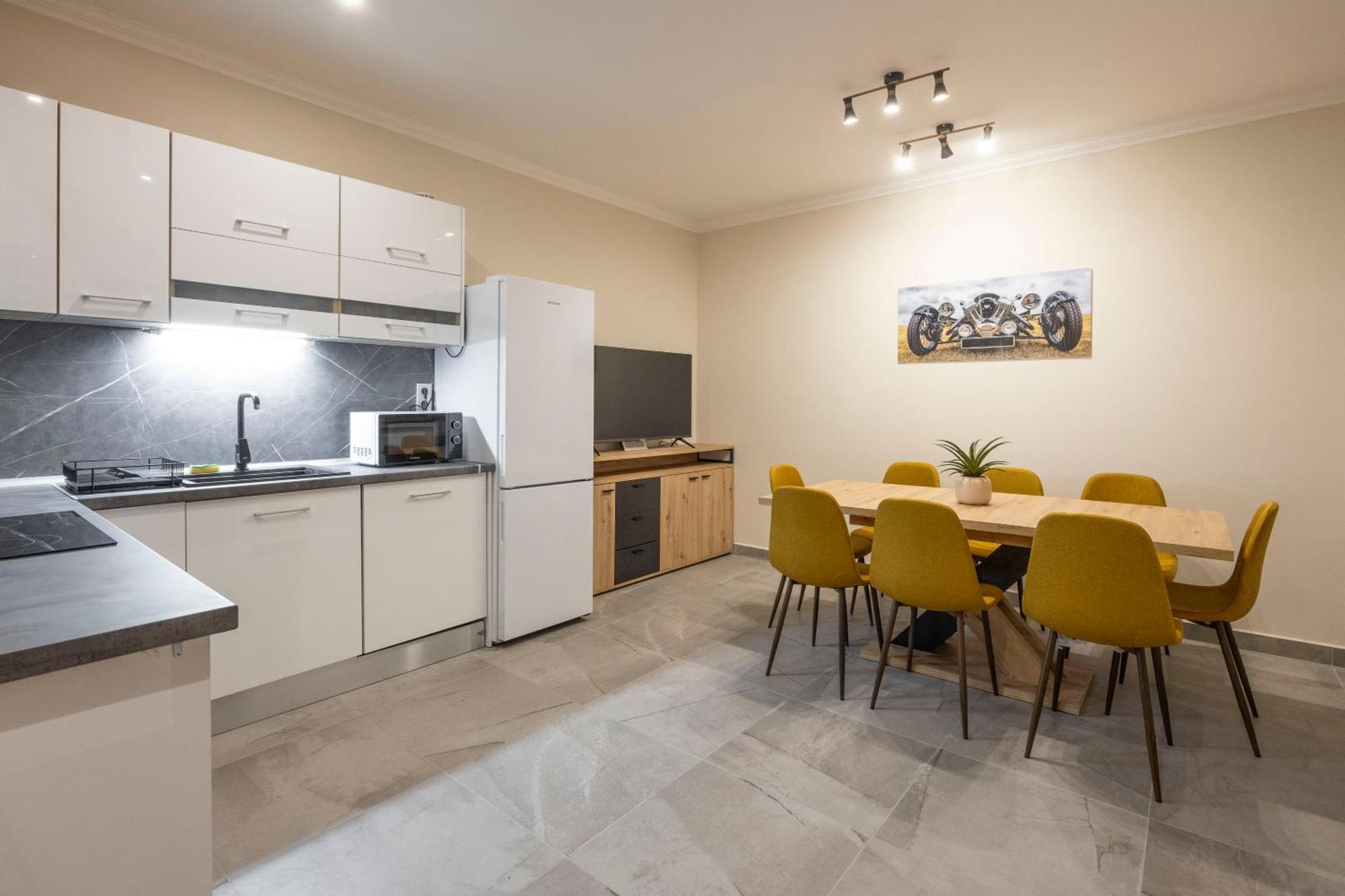 Deluxe & Grand Z15 In A Prime Location * Budapest