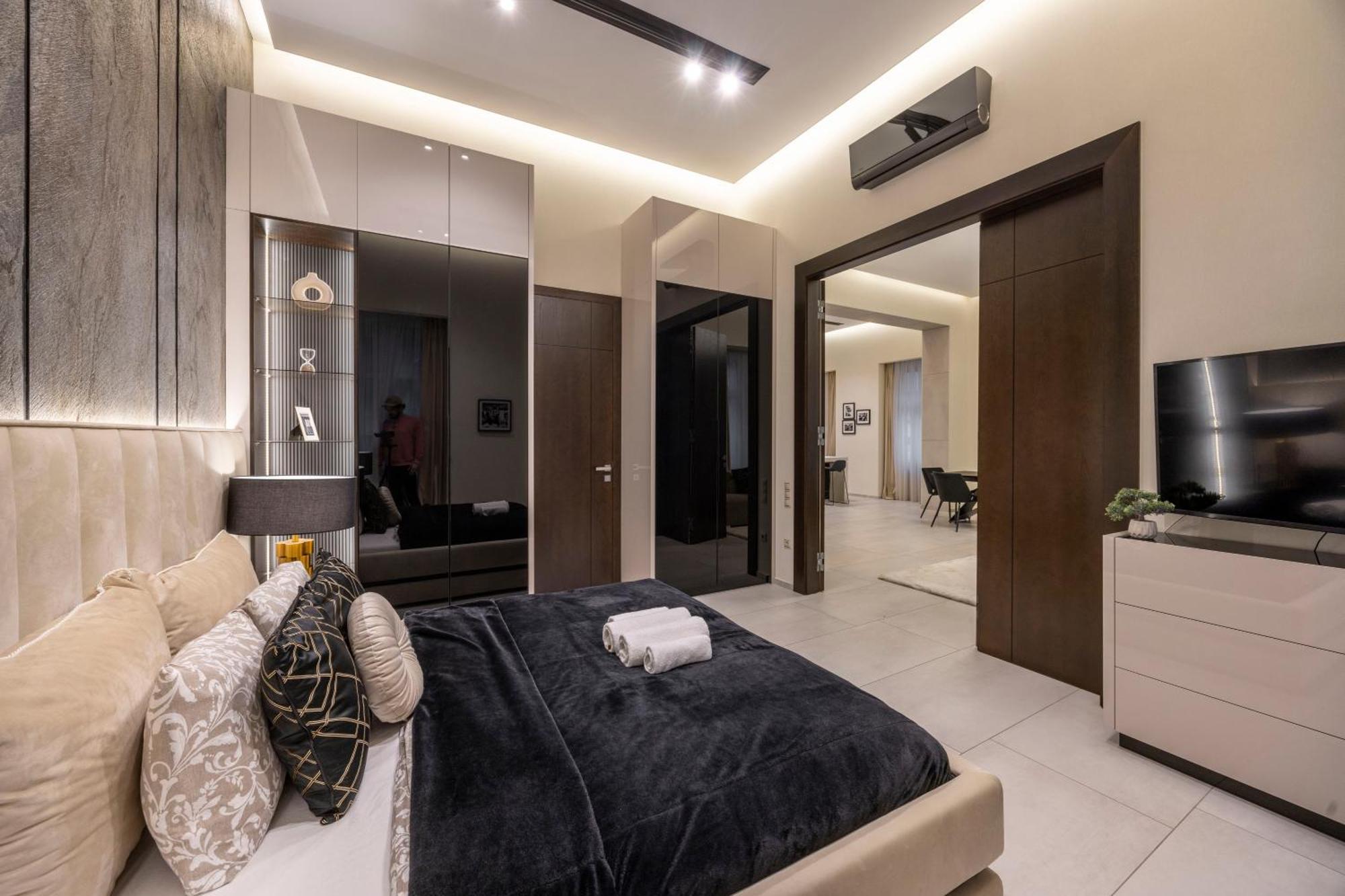 Luxurious High-end Grand In The Center Of Appartamento
