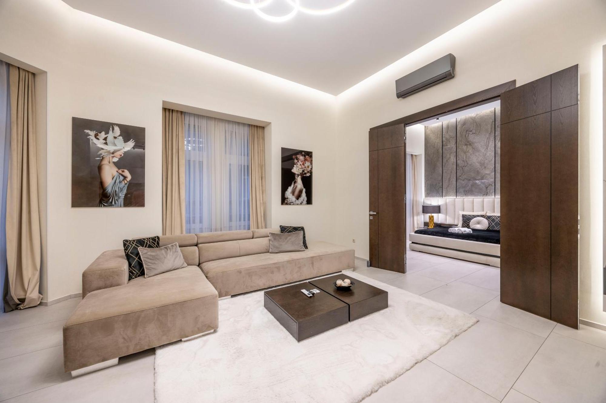 Appartamento Luxurious High-end Grand In The Center Of