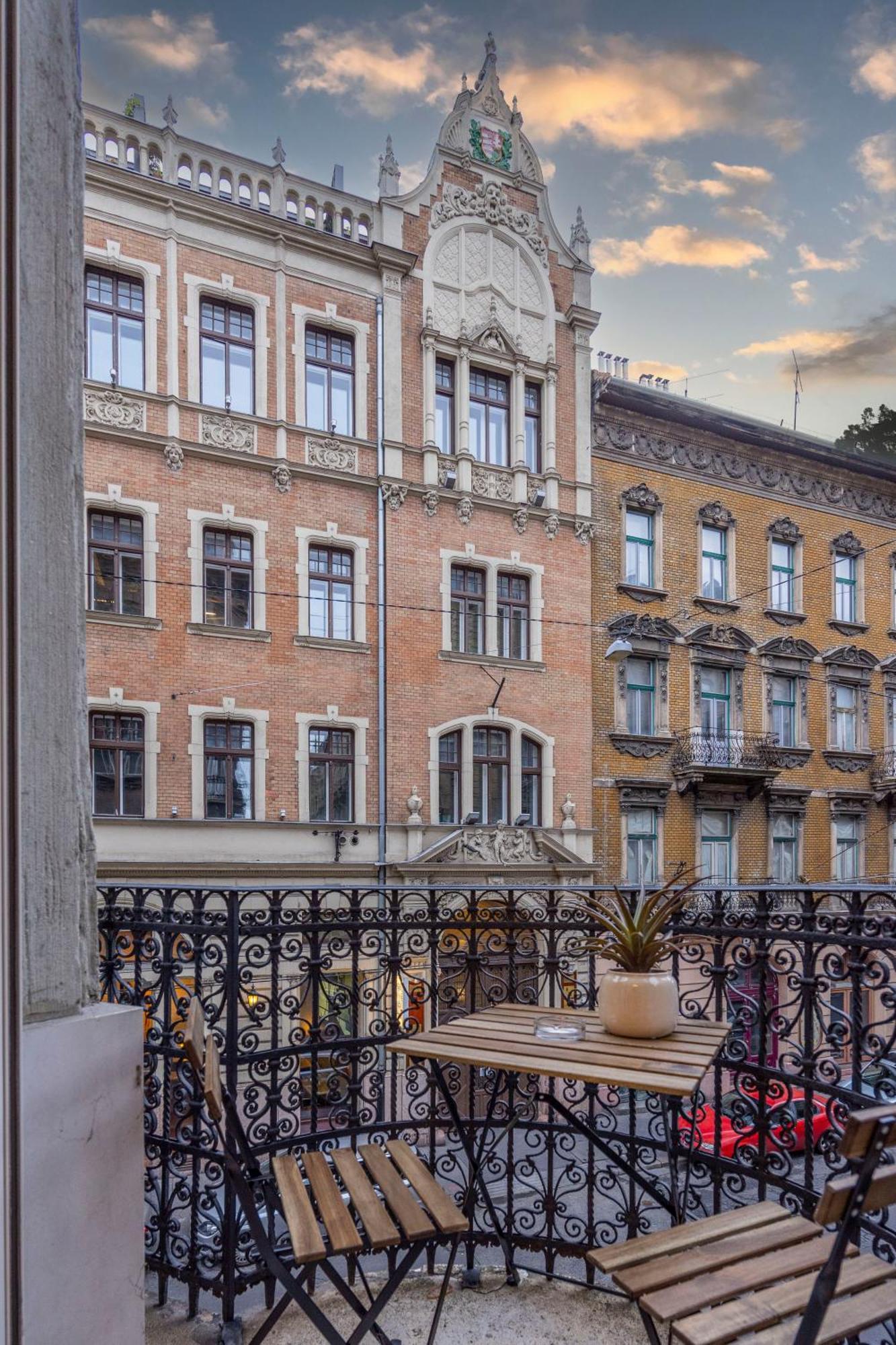 Appartamento Luxurious High-end Grand In The Center Of *