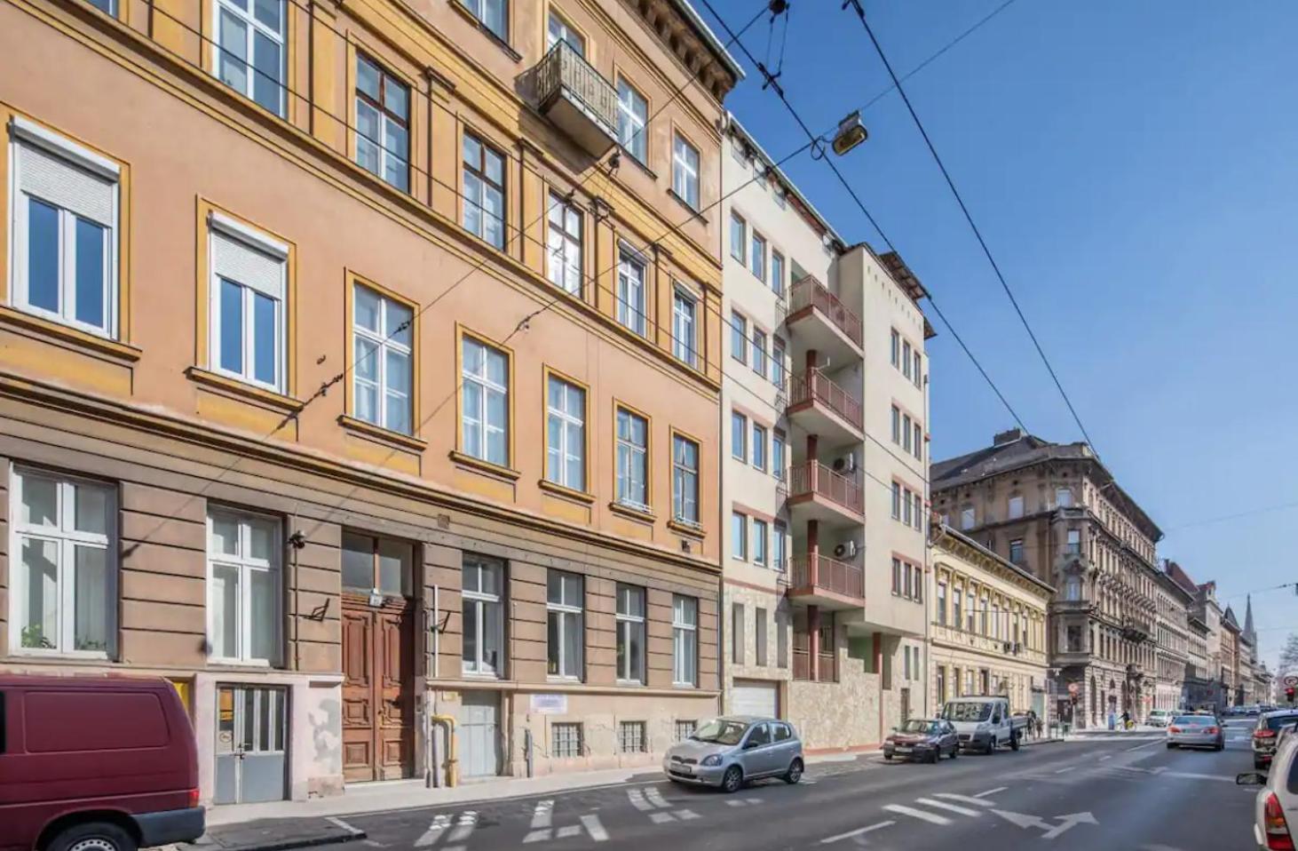 Izabella Harmony * Budapešť