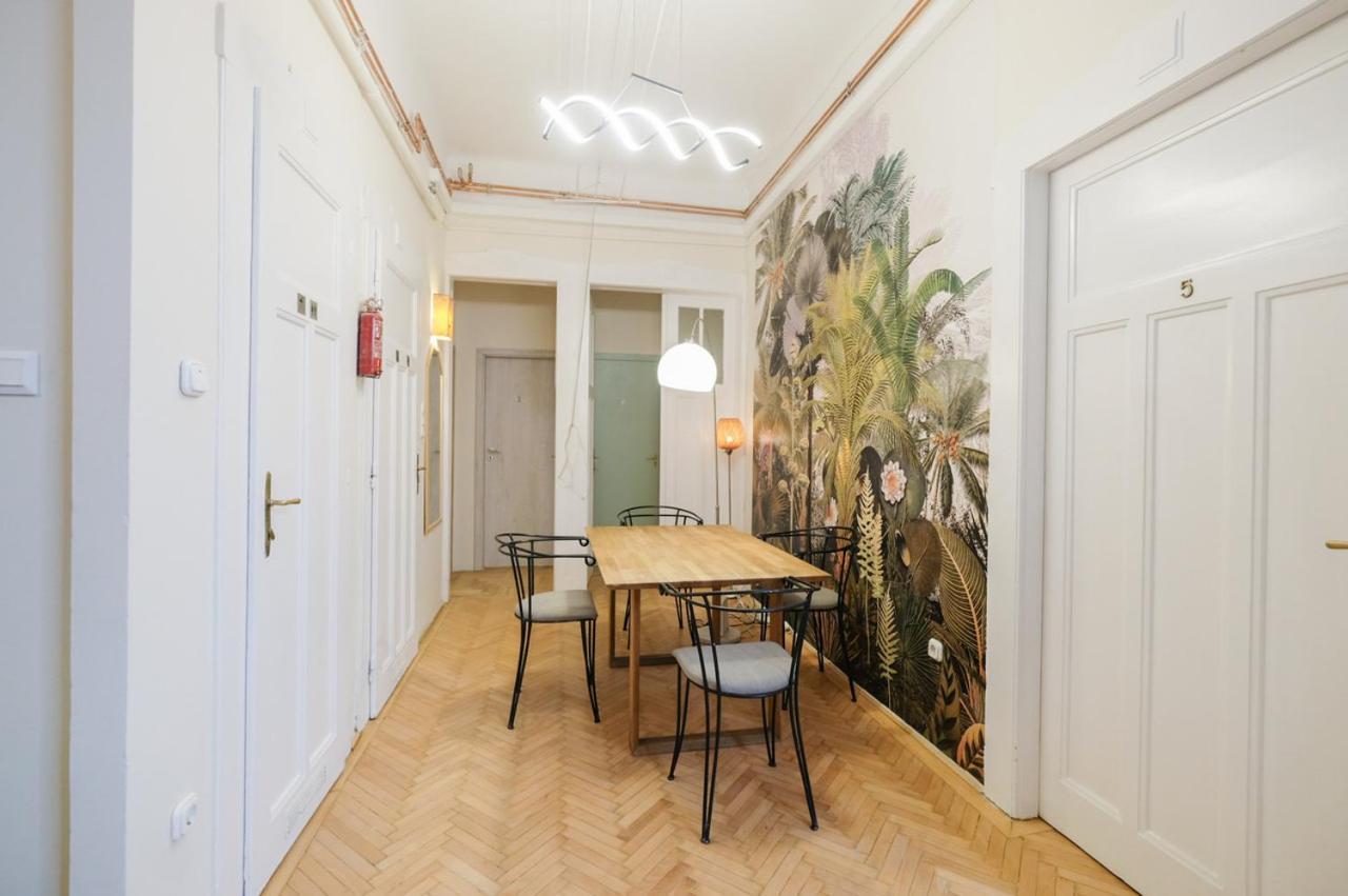 Auberge de jeunesse Acacia *