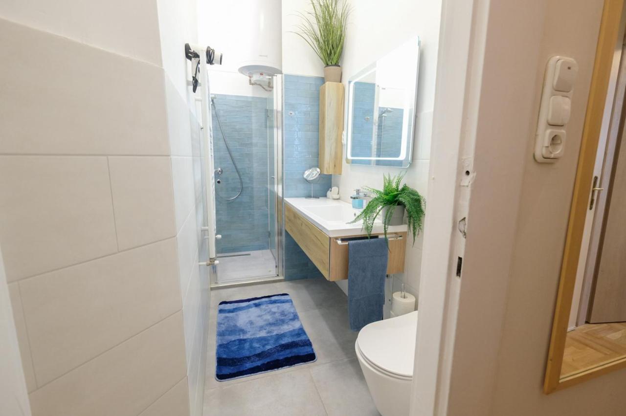 Acacia Budapest