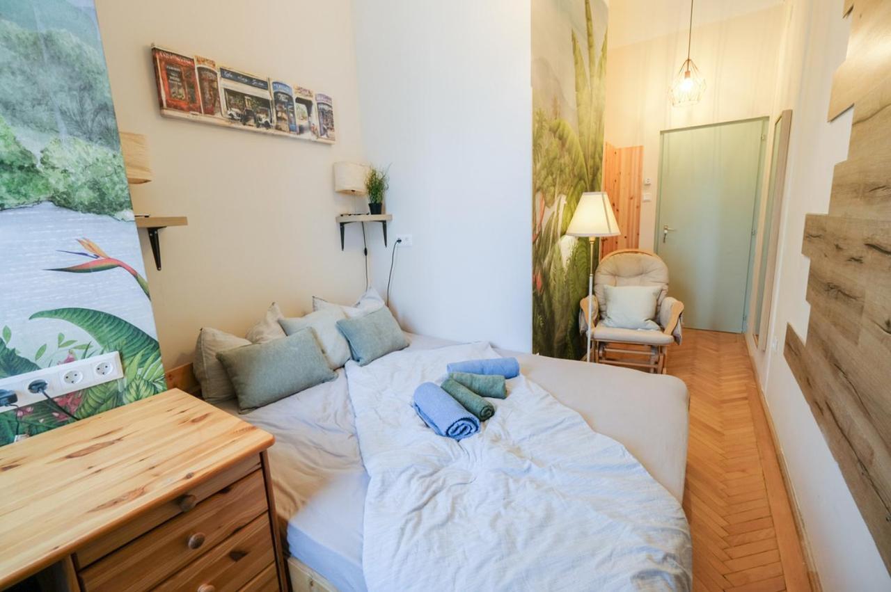 Auberge de jeunesse Acacia *