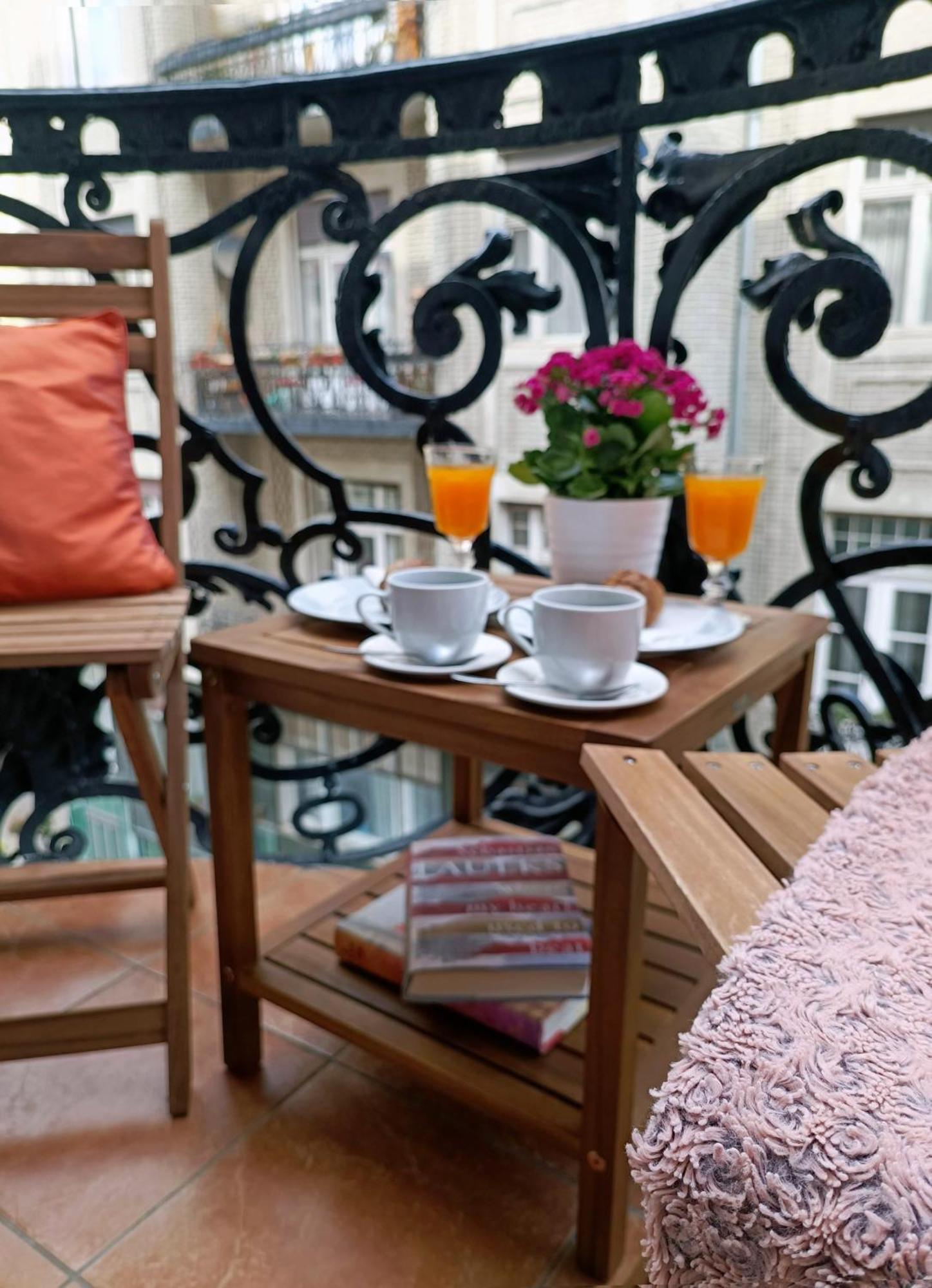 Super Chic With A Private Balcony * Budapest