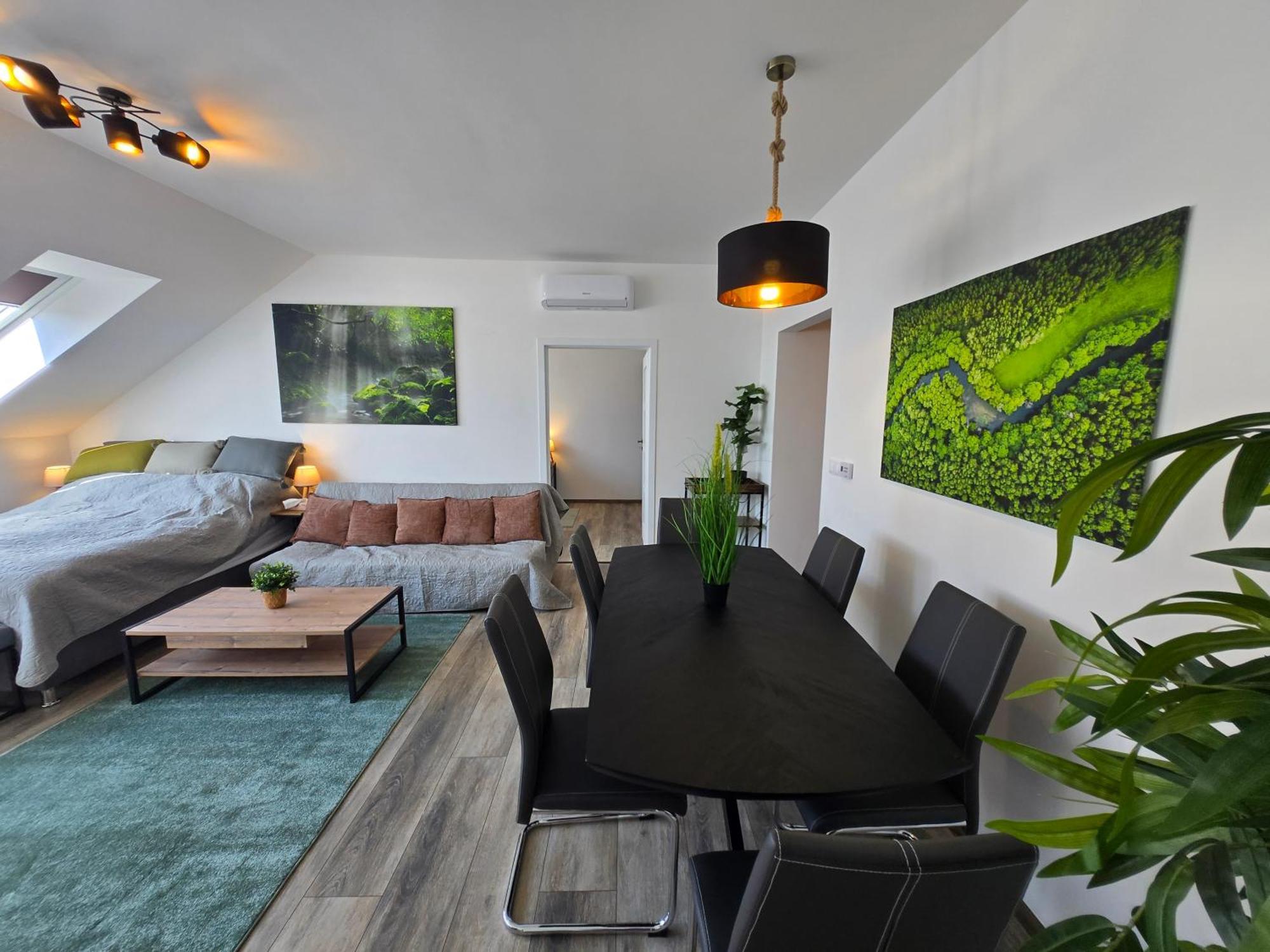 Rottenbiller Gardens 2 Apartment