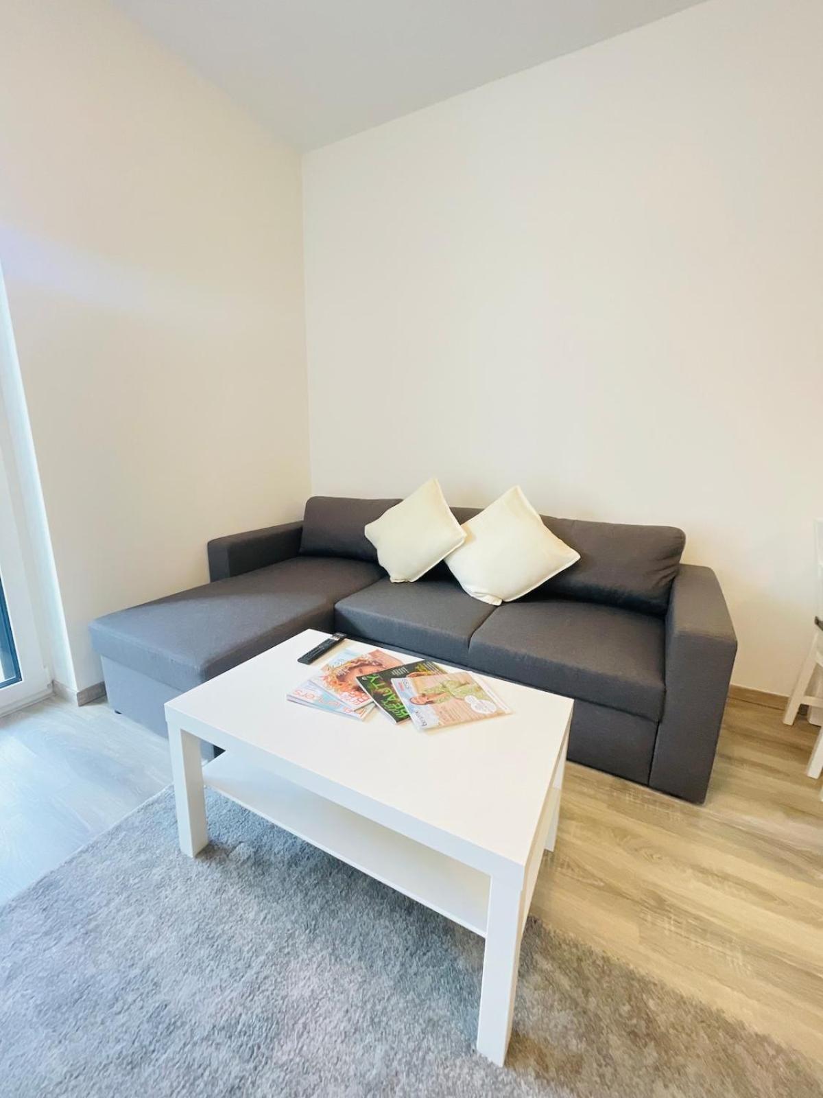 Apartment Westside Garden Modren With Free Parking Budapest