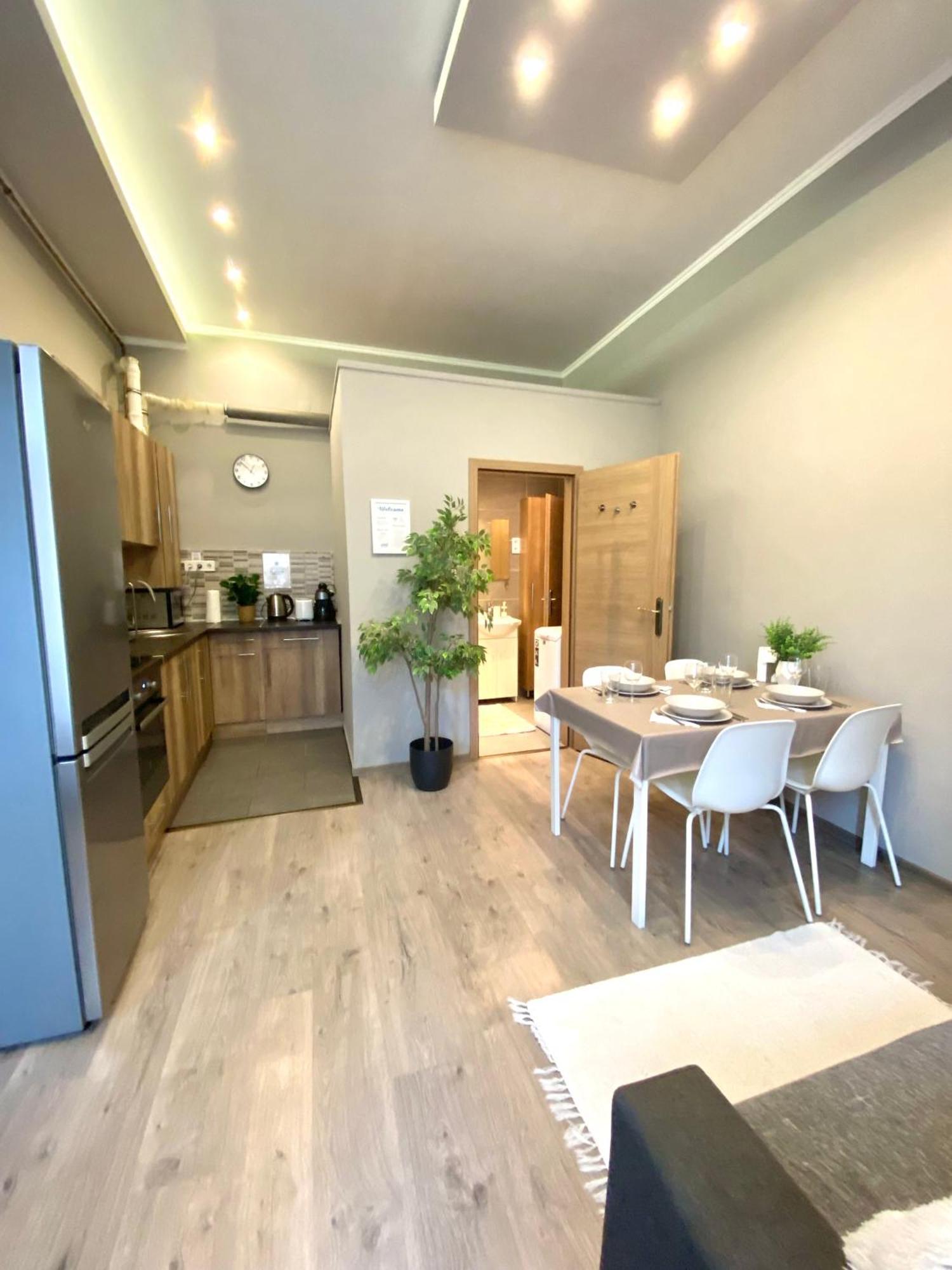 Free Parking, Airconditioning, 2 Bdr, Super Location Appartamento Budapest