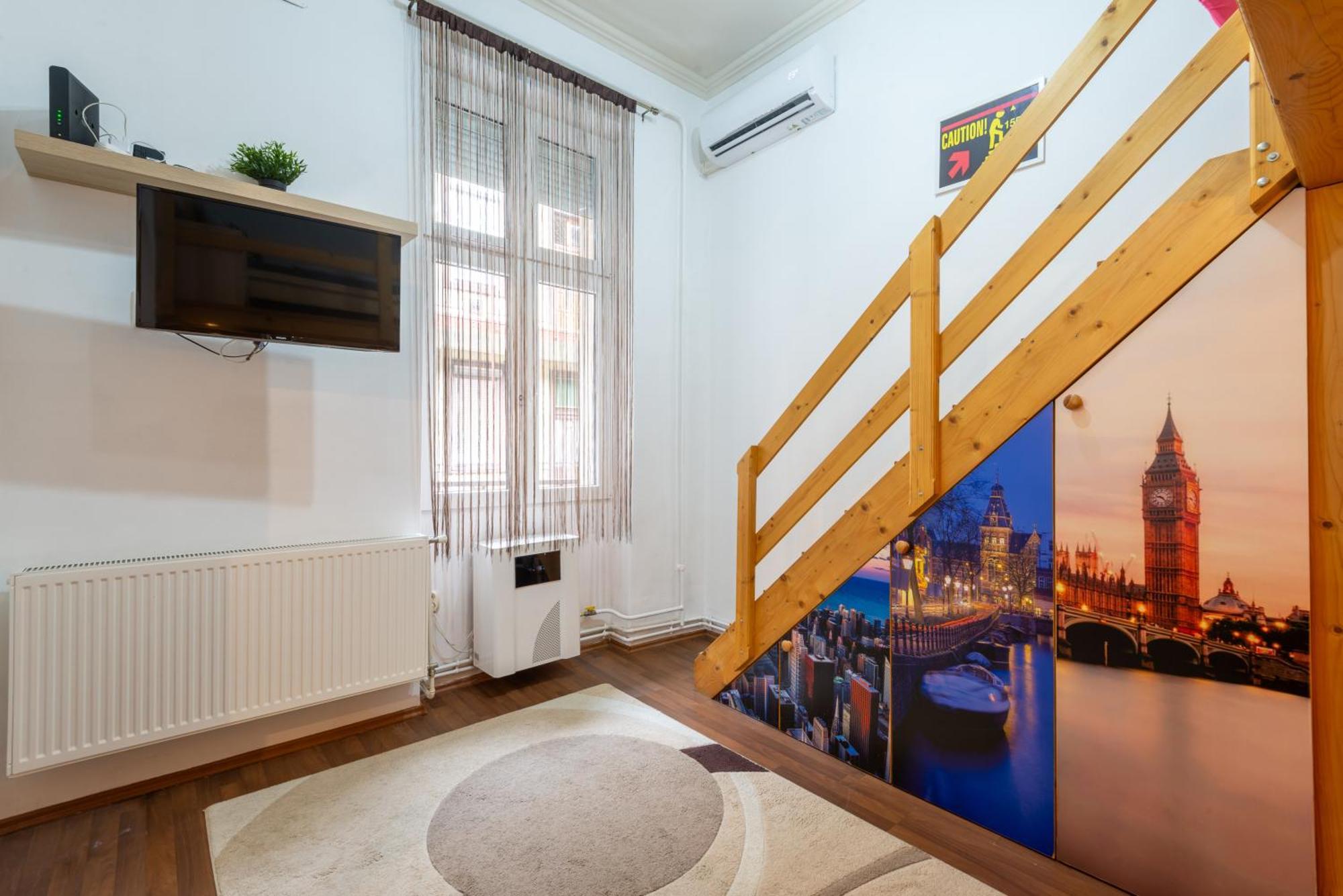 Apartamento With Good Transport Link 2 Budapest