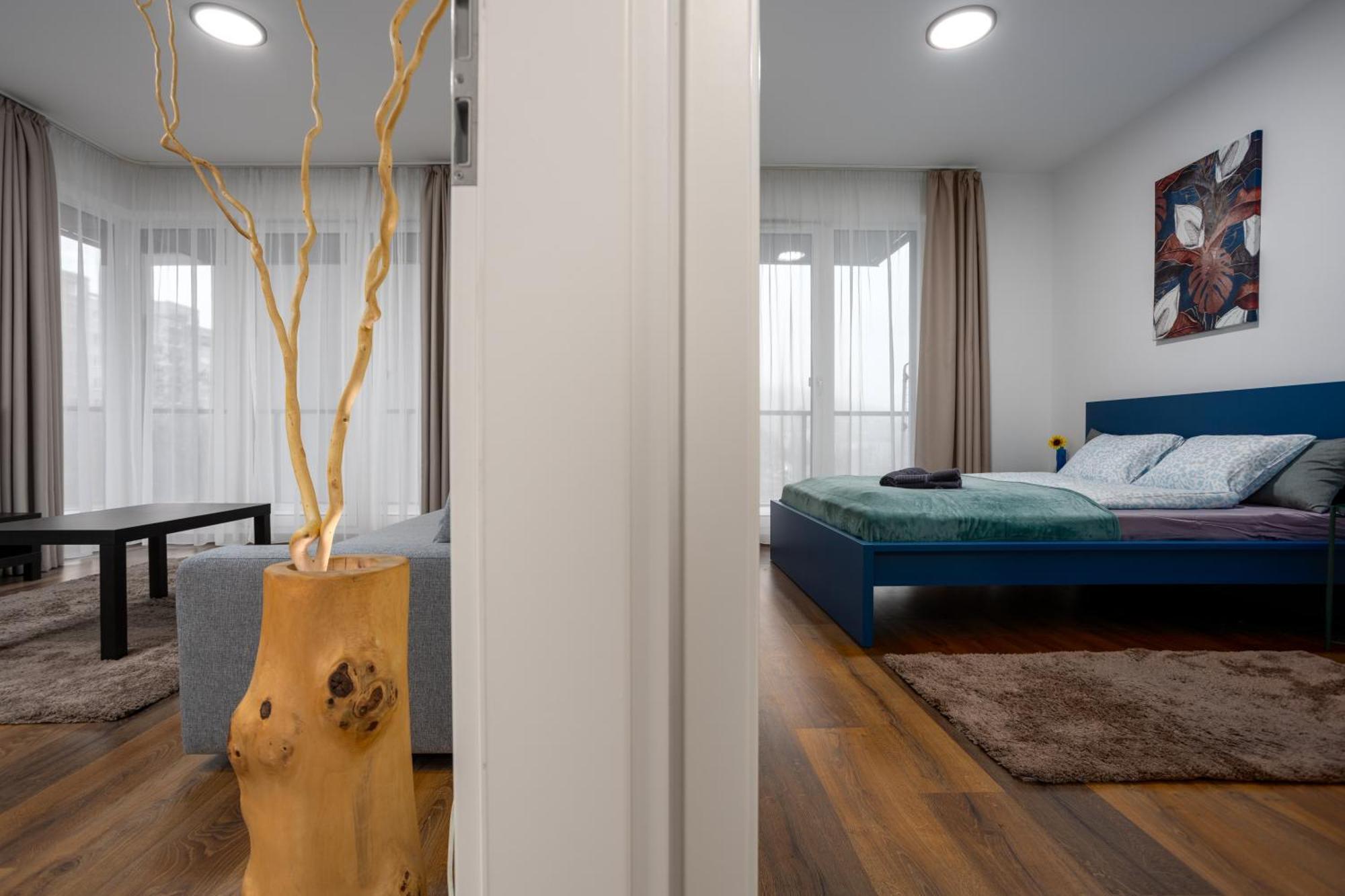 Waterfront Azure Loft With Free Parking Budapest