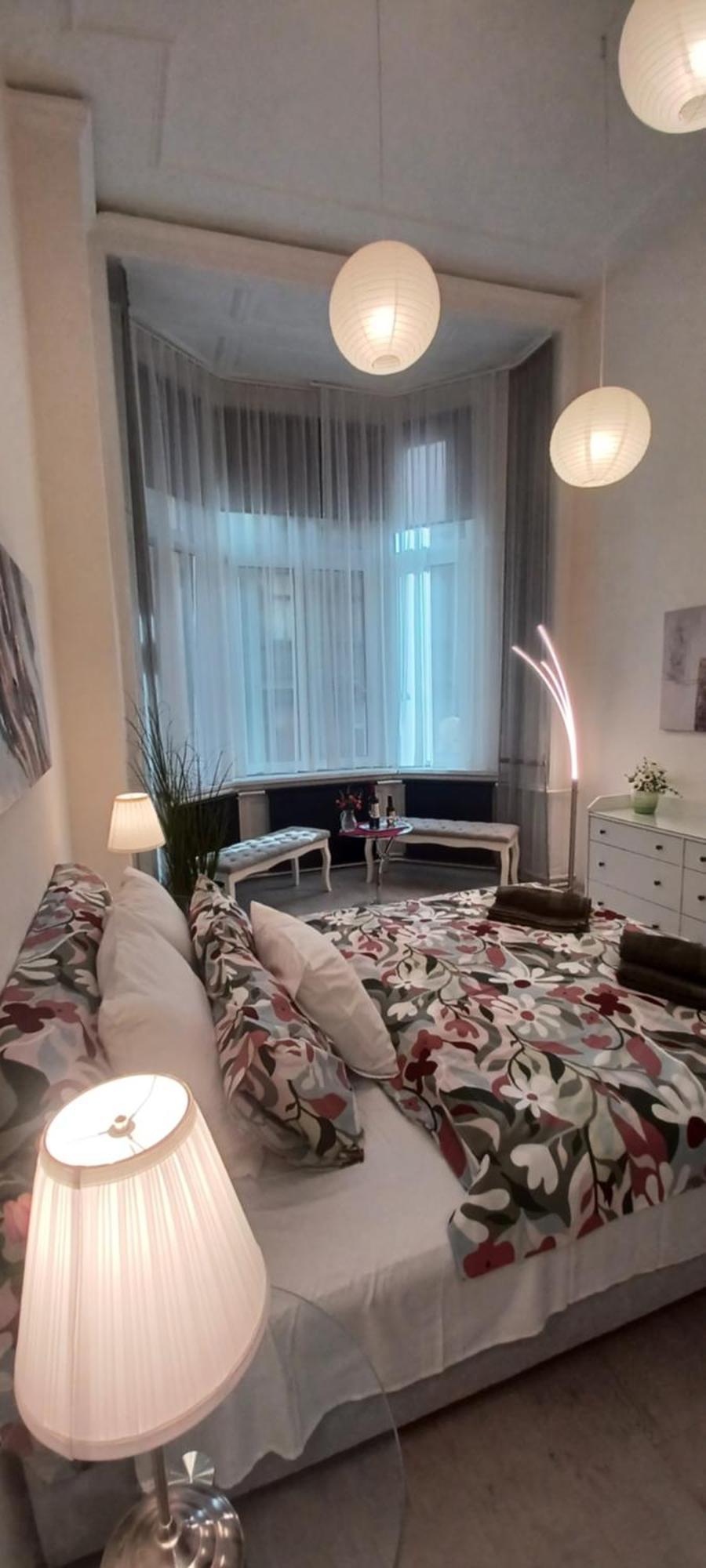 Apartment Palace *