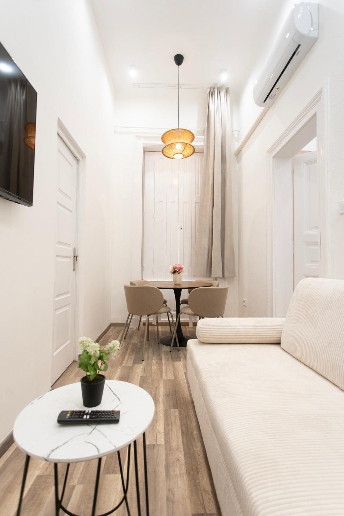 Appartement Cozy Center E40 *