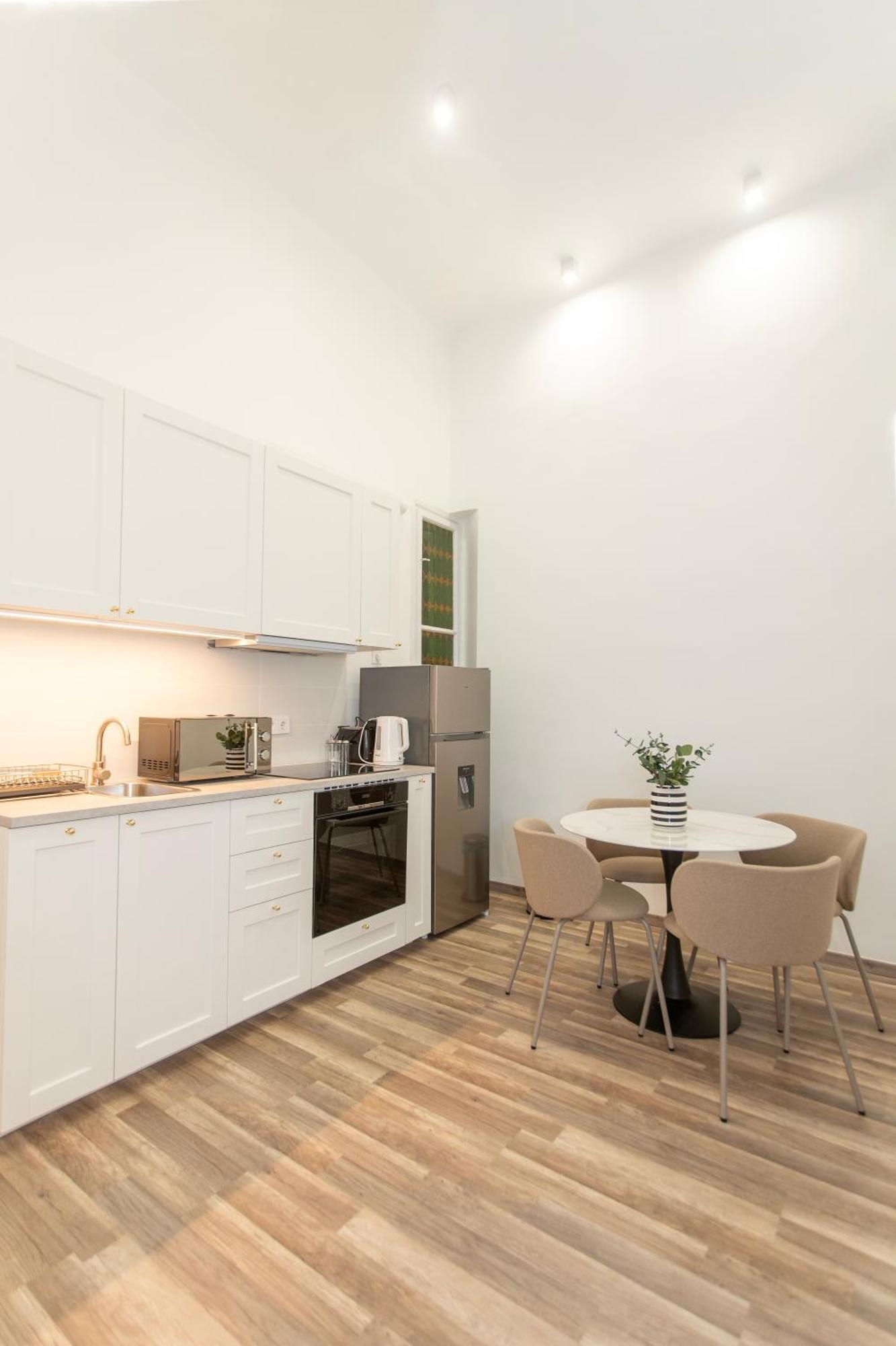 Cozy Center E40