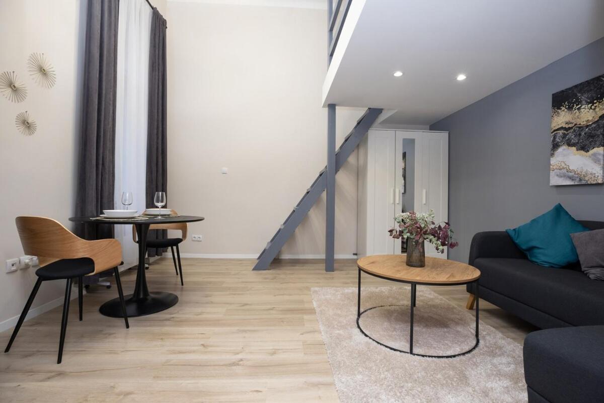 Center 2 Bedroom Apartment! Appartamento Budapest