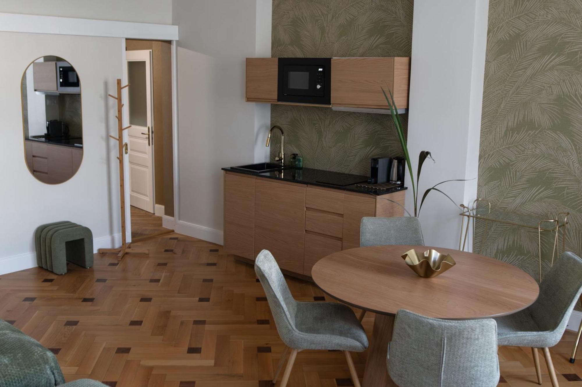 Appartement Harmonia Palace *