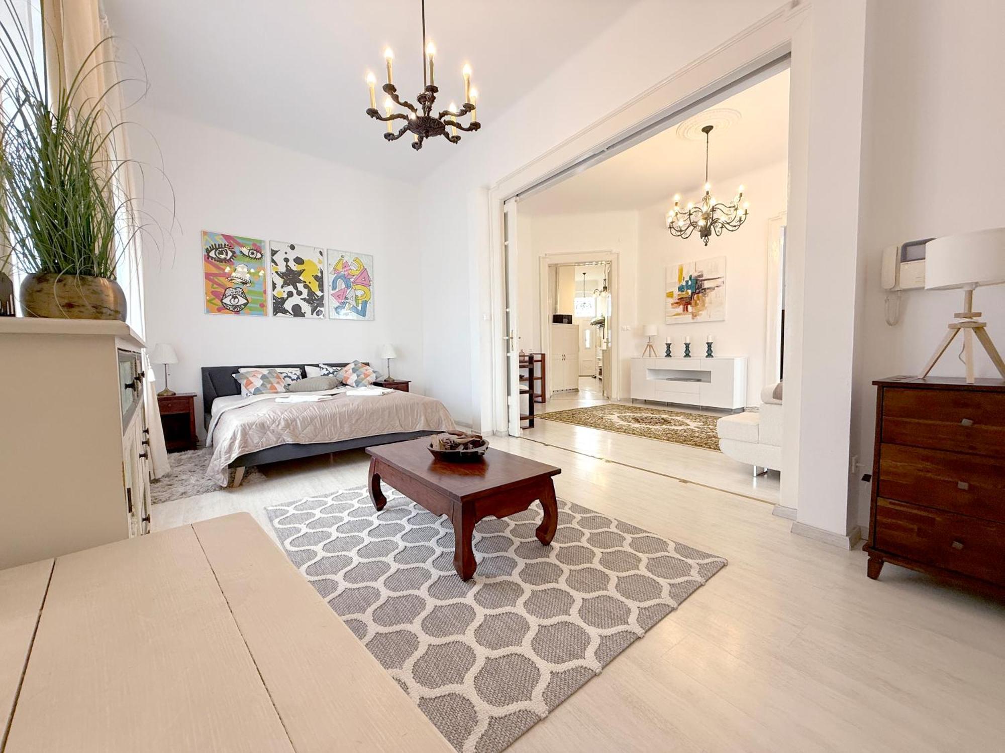Elegant 125m2 In Center Of Apartamento Budapest